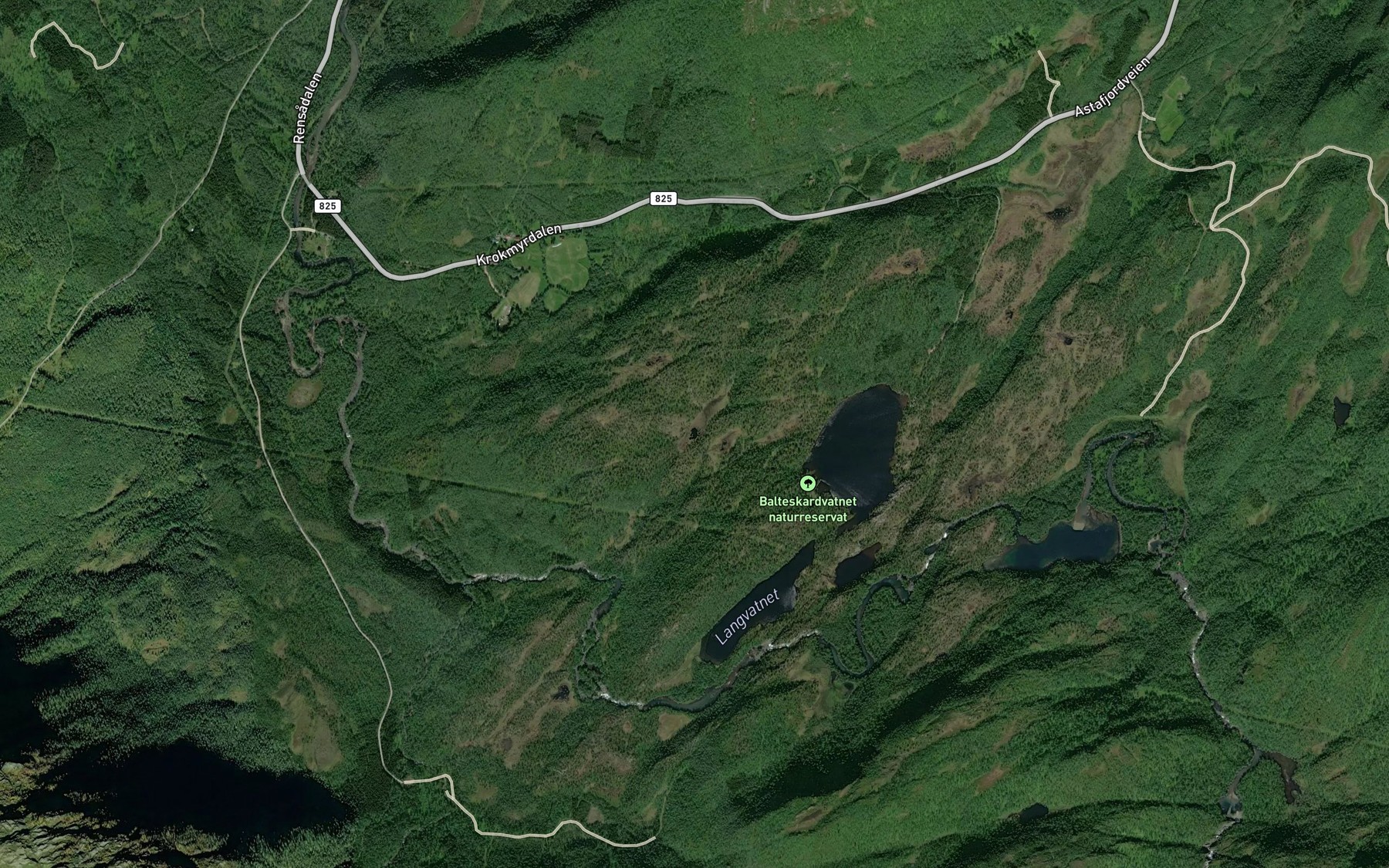 Satellite map of the Lomtjonna