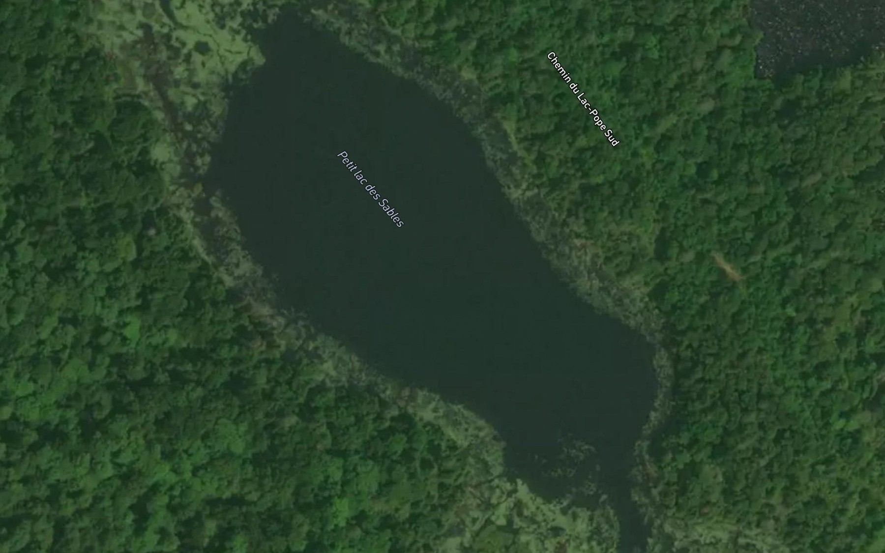 Satellite map of the Petit lac des Sables