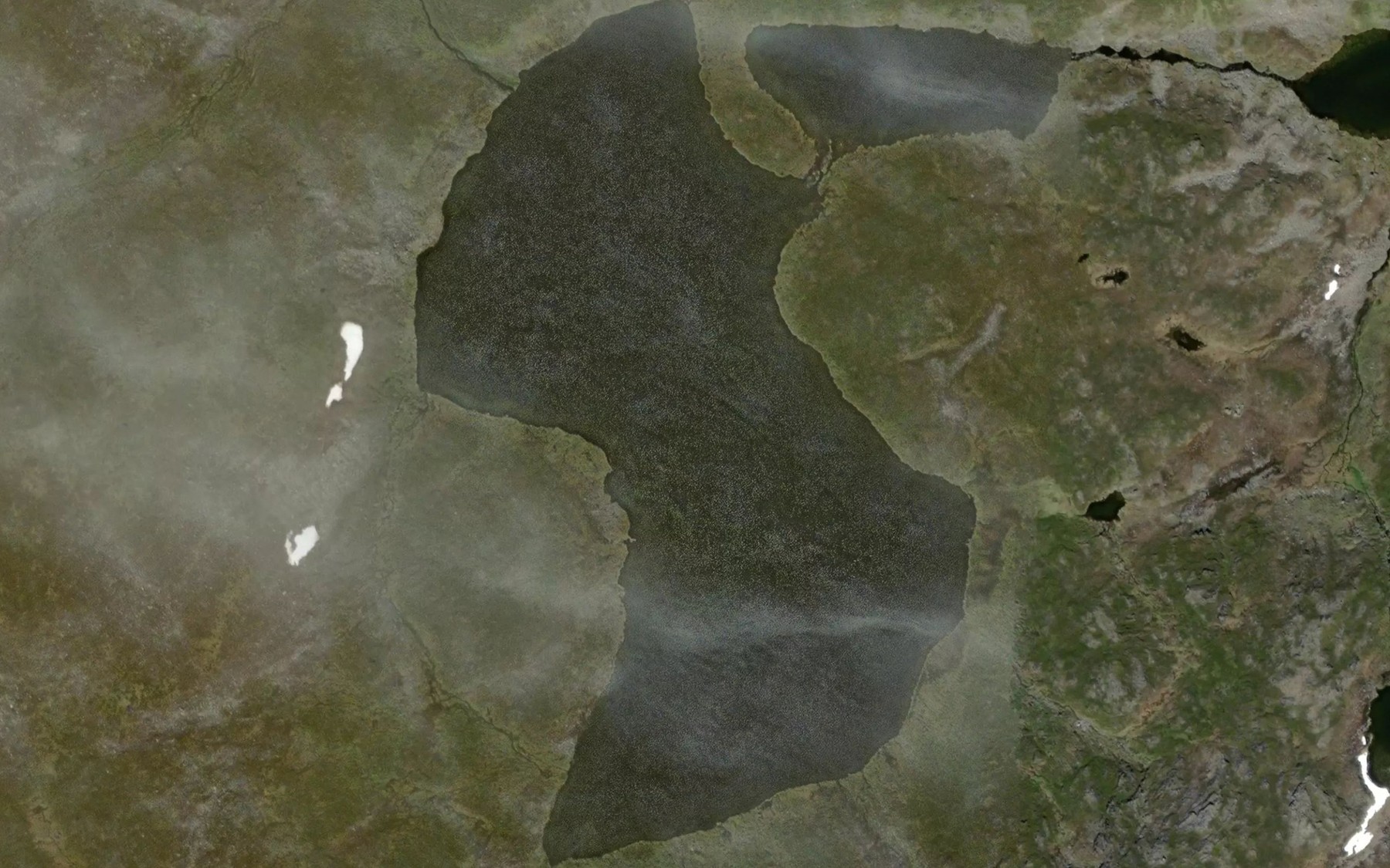 Satellite map of the Hovdeneselvvatnet