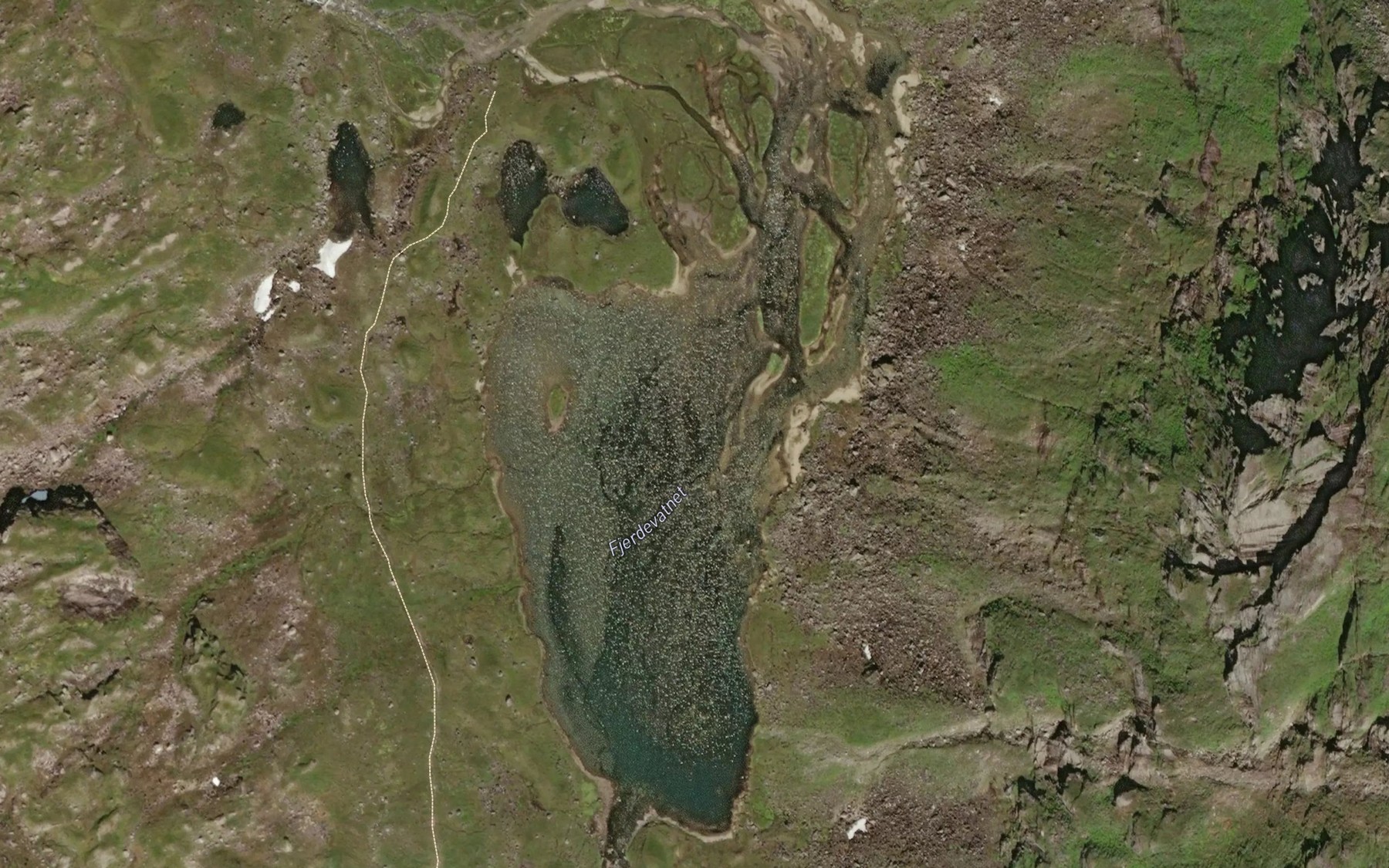 Satellite map of the Fjerdevatnet