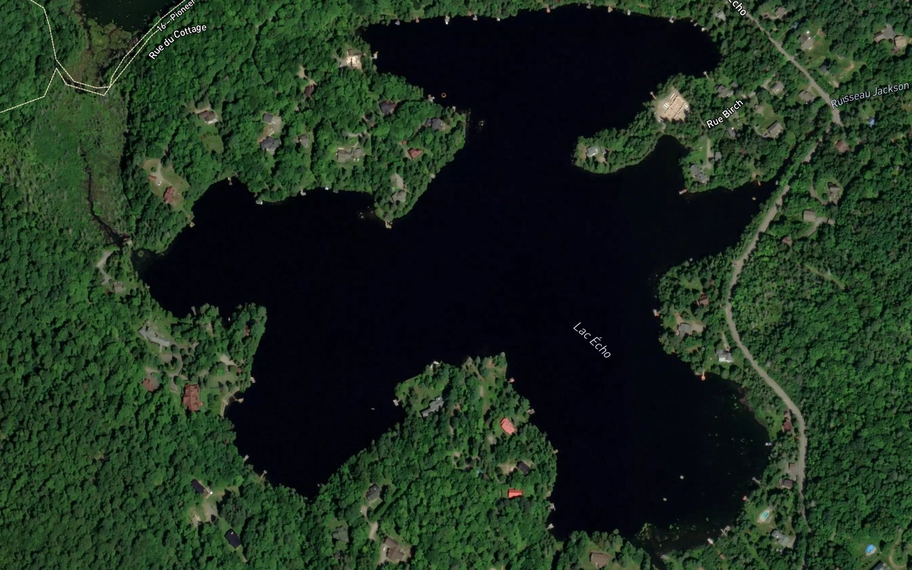 Satellite map of the Lac Echo