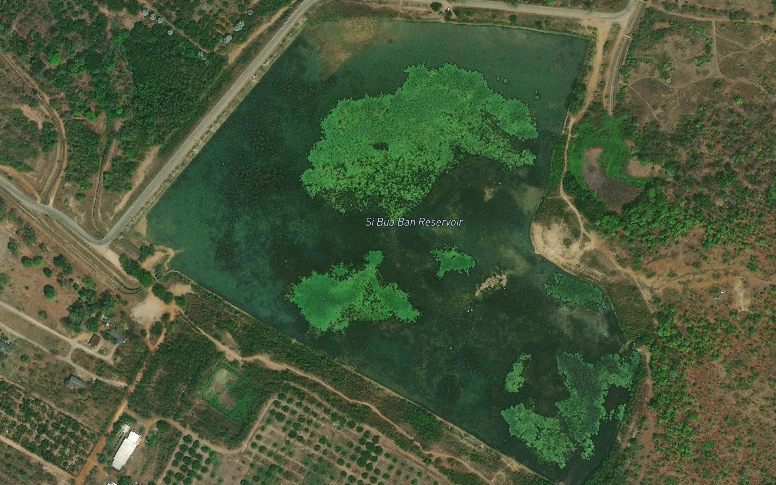 Ang Kep Nam Si Bua Ban