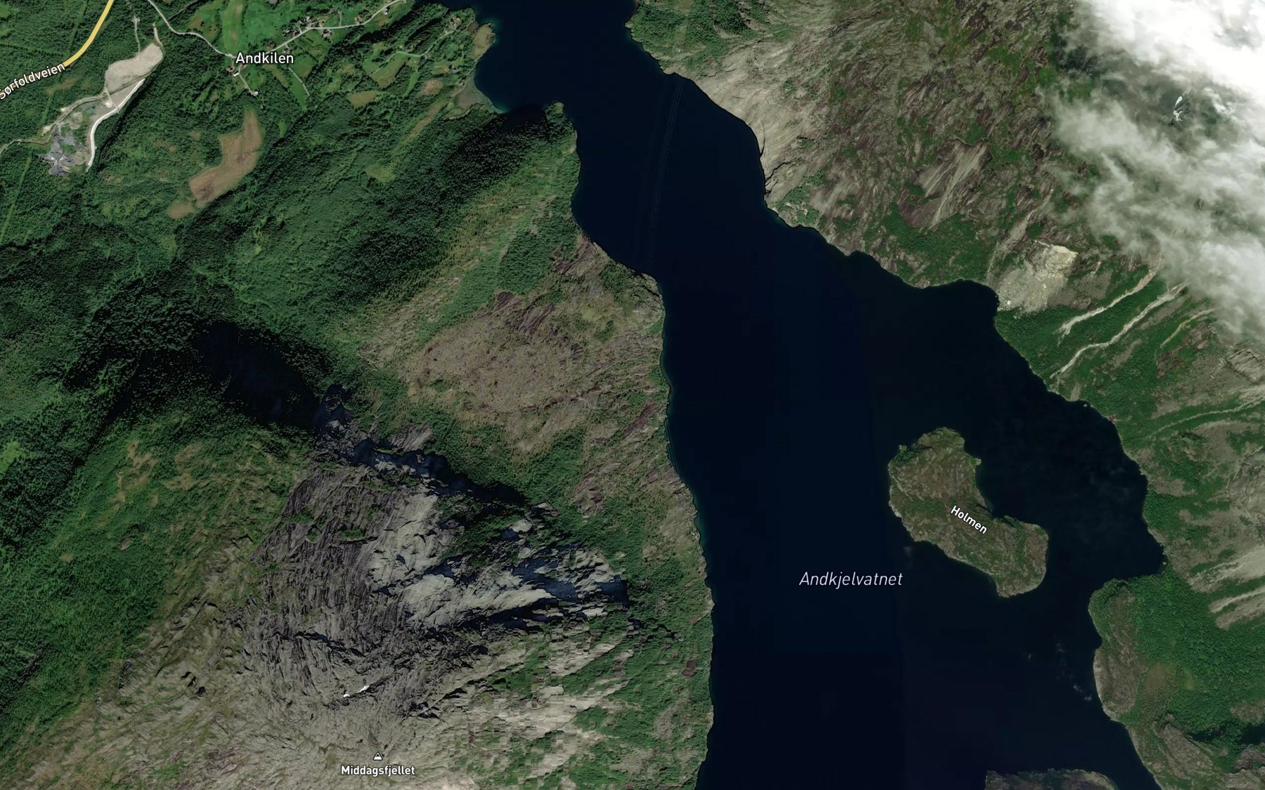 Satellite map of the Halvroddelva