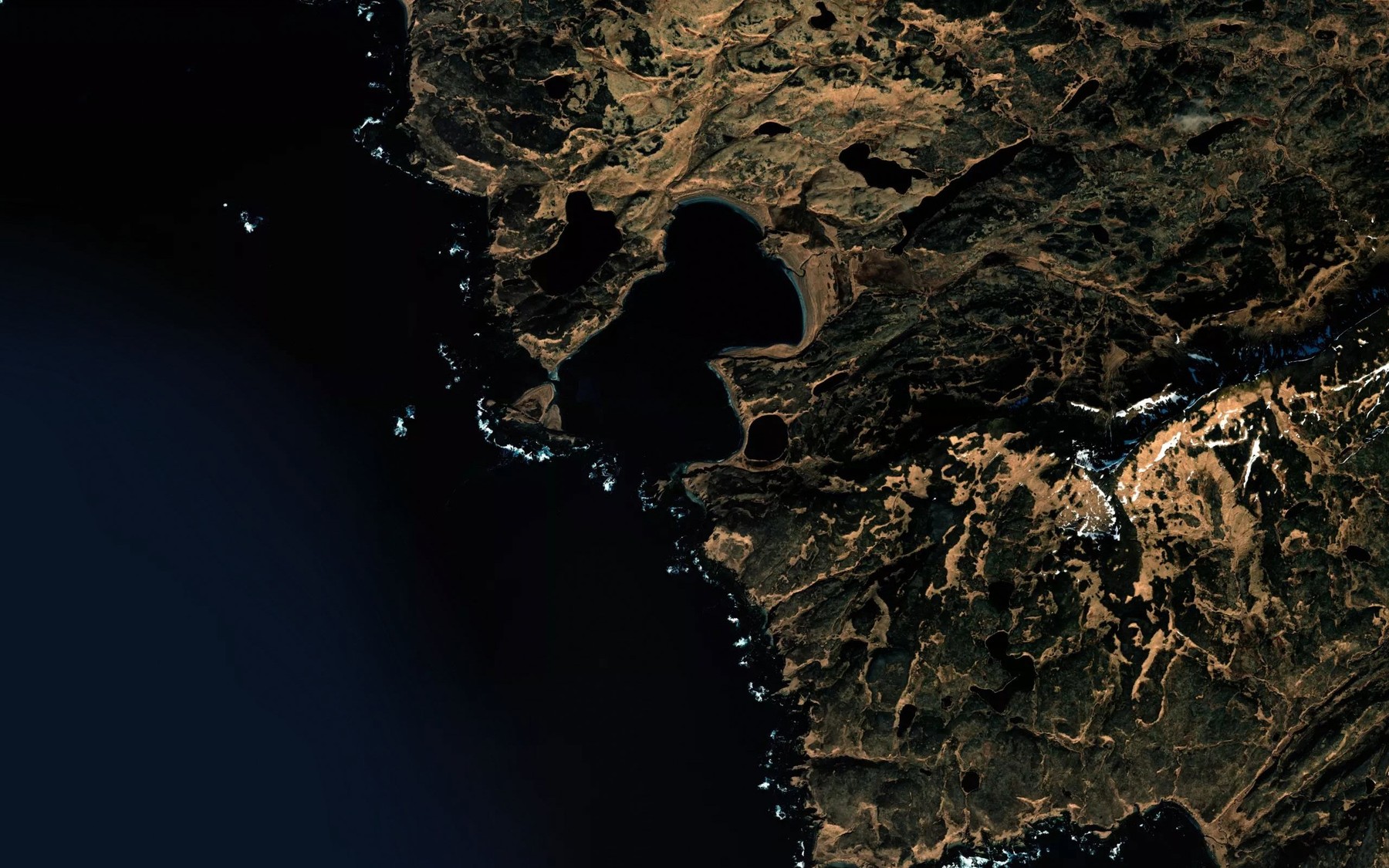 Satellite map of the Tunulagalux