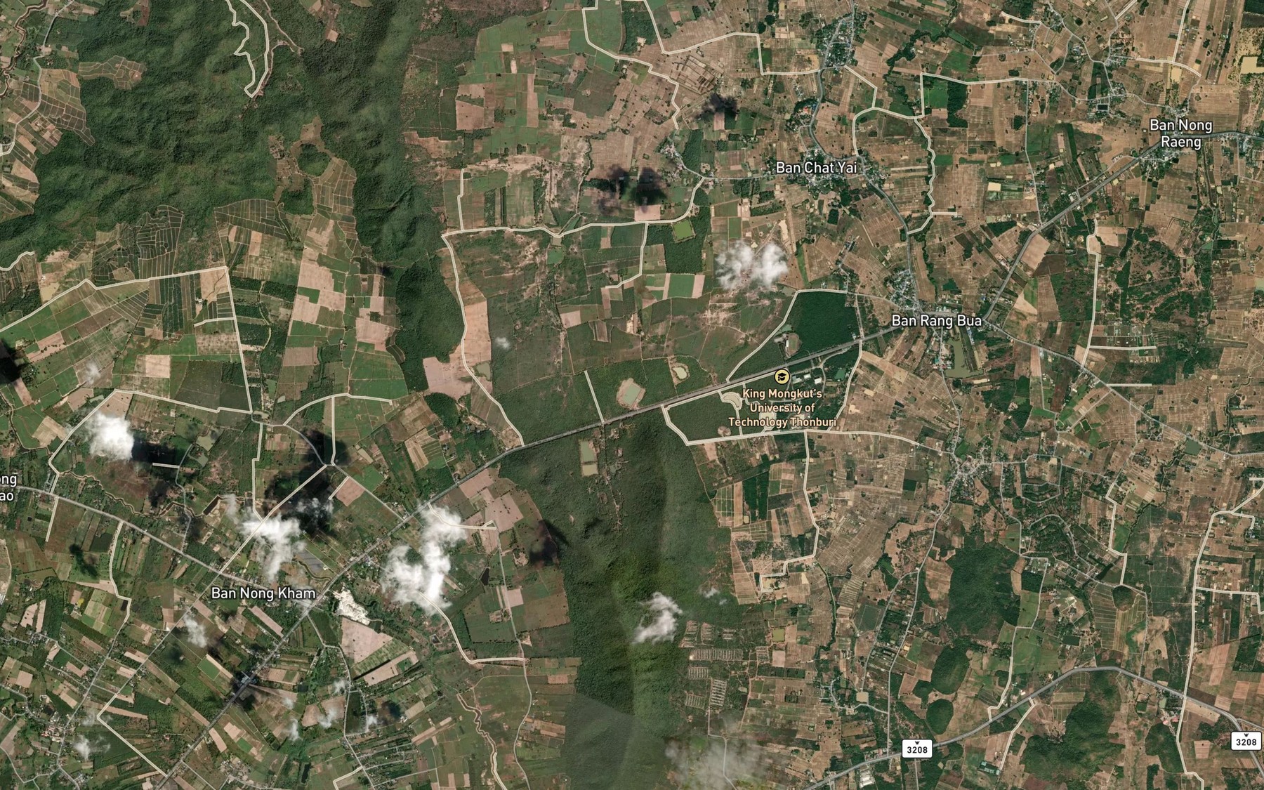 Satellite map of the Sa Nam Ban Rong Dok Ao