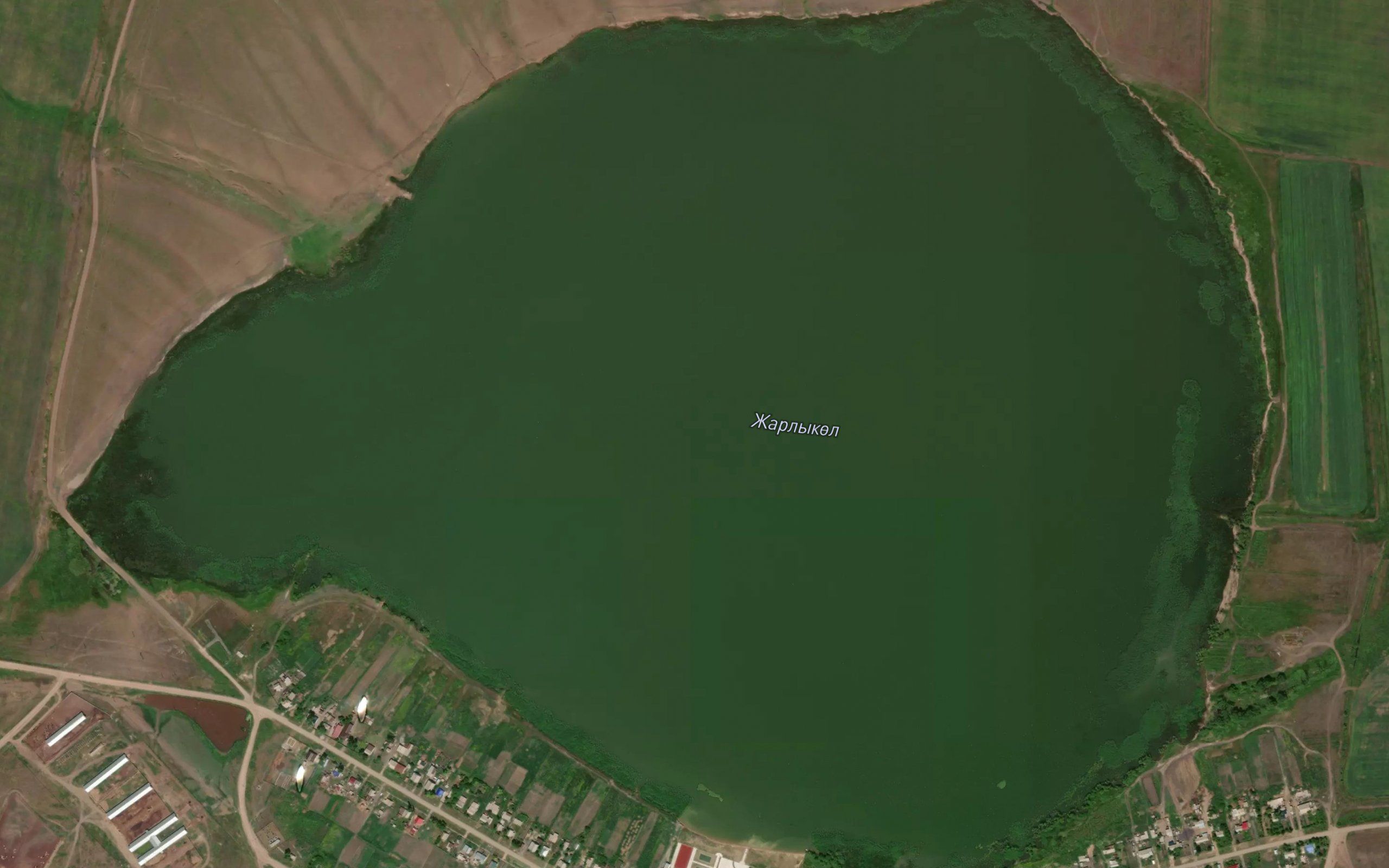 Ozero Zharlykol'