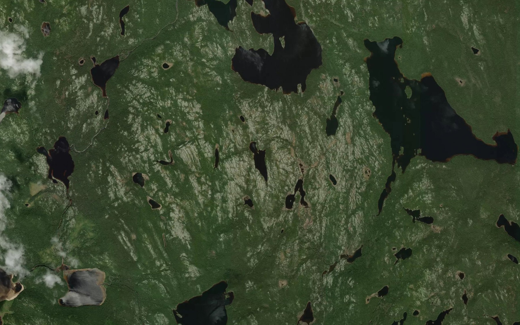 Satellite map of the Lac Cabanel