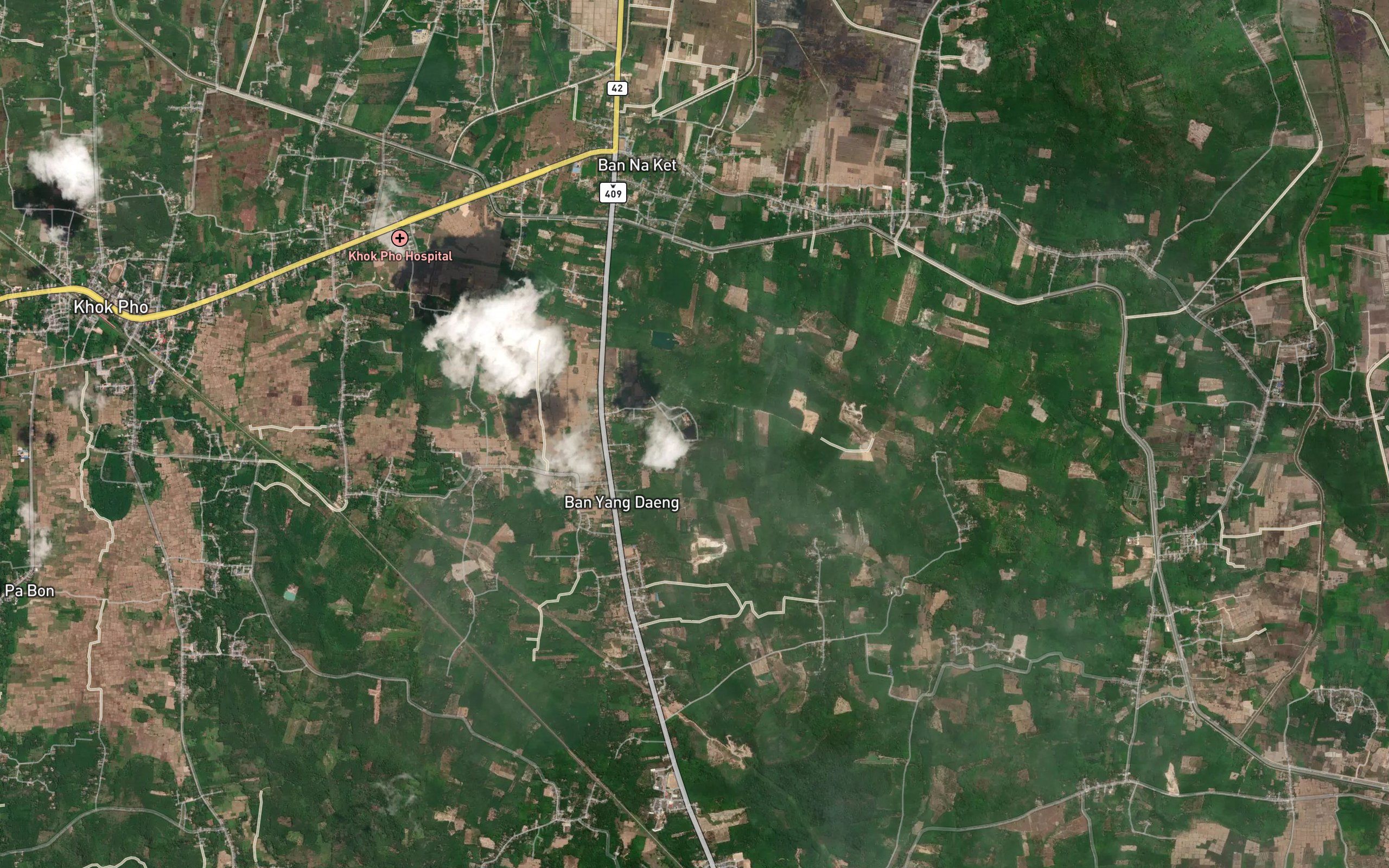Ang Kep Nam Ban Yang Daeng