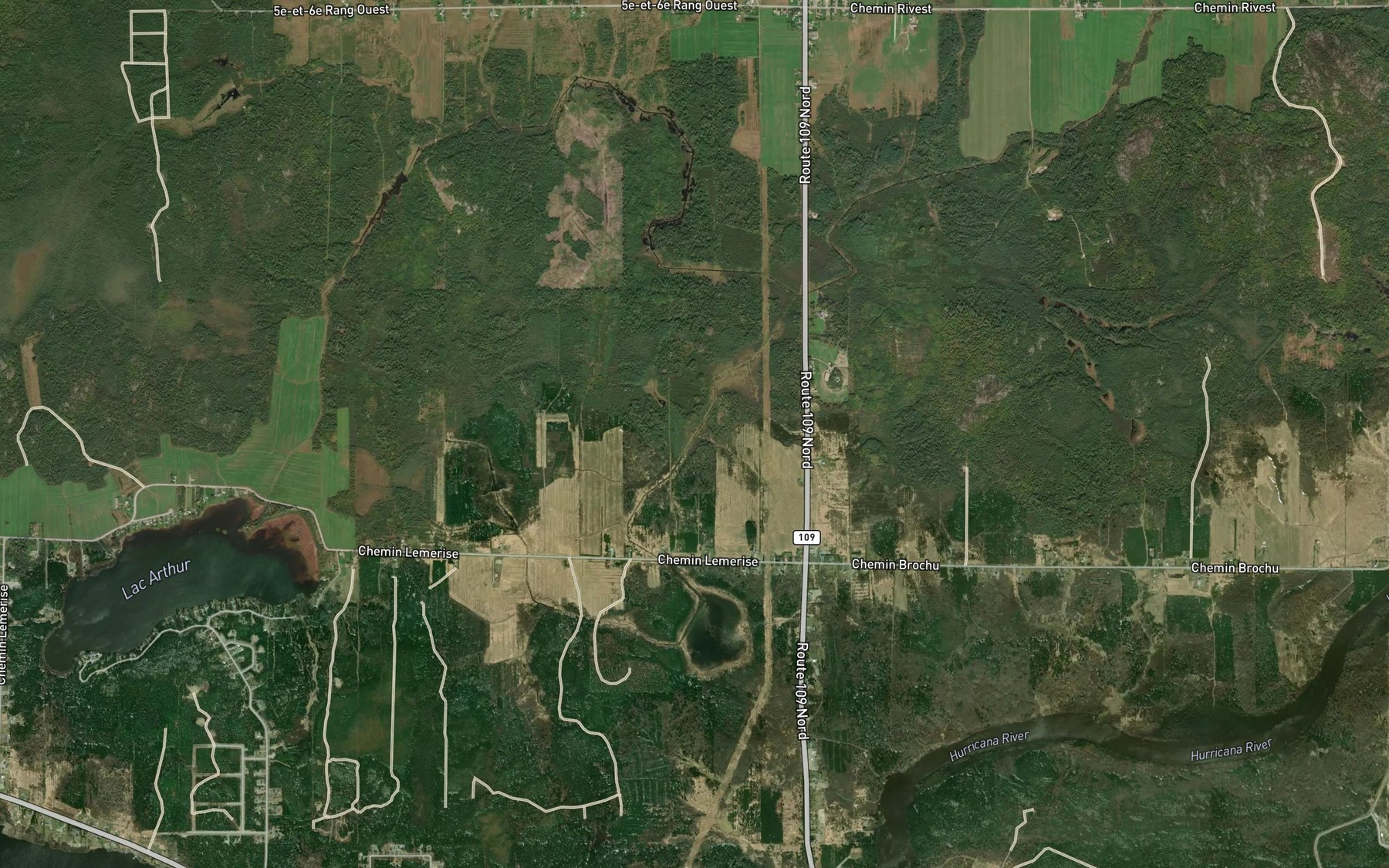 Satellite map of the Cours d'eau Joyal