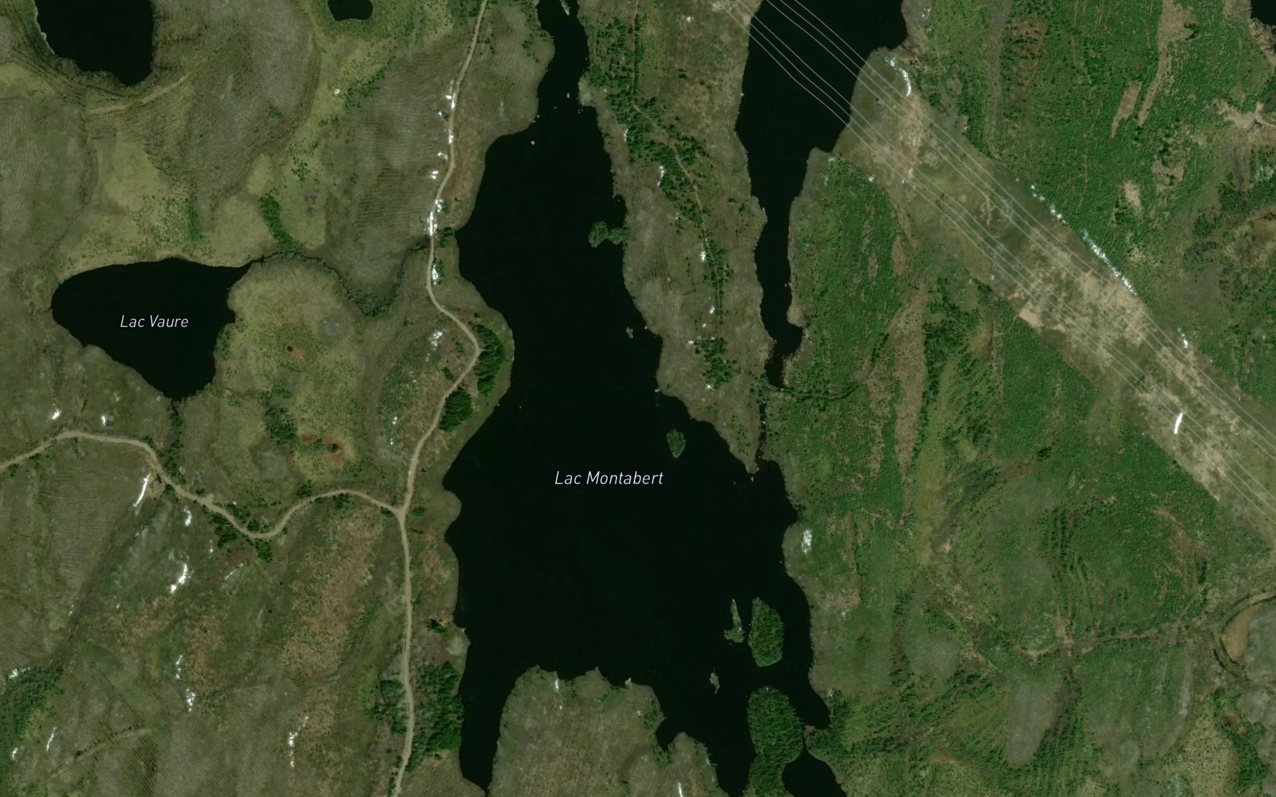 Satellite map of the Lac Montabert