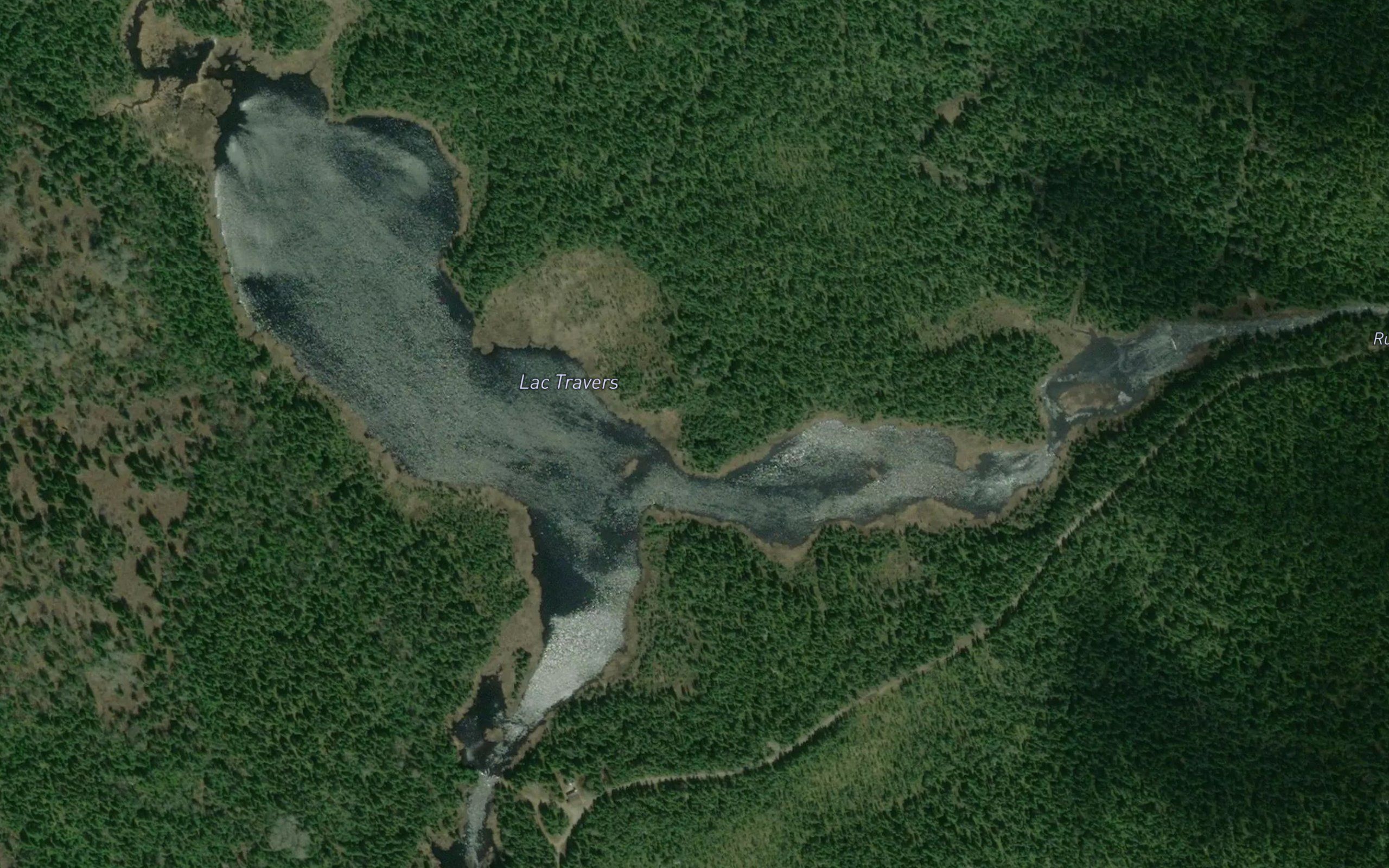 Lac Travers