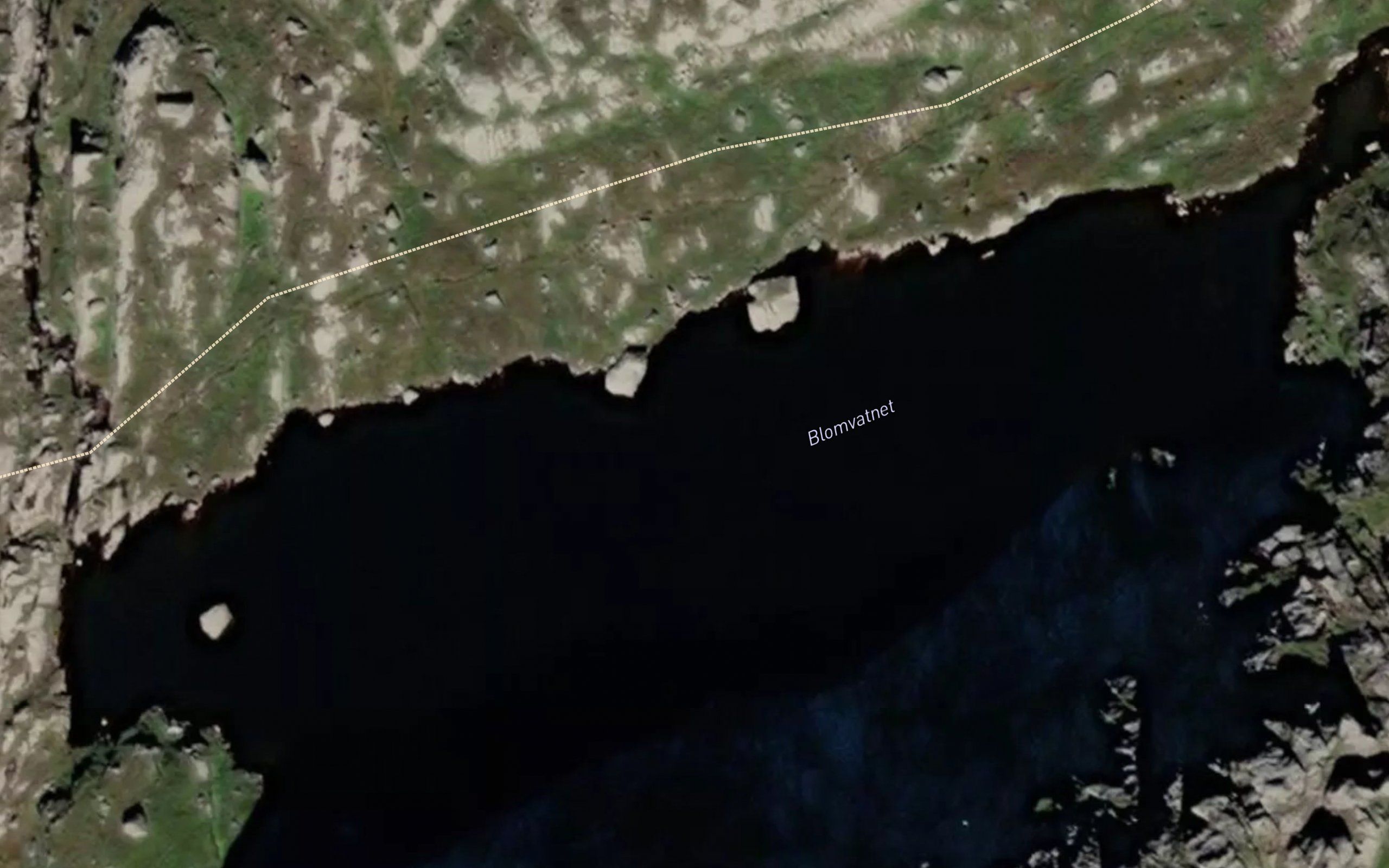 Blomvatnet