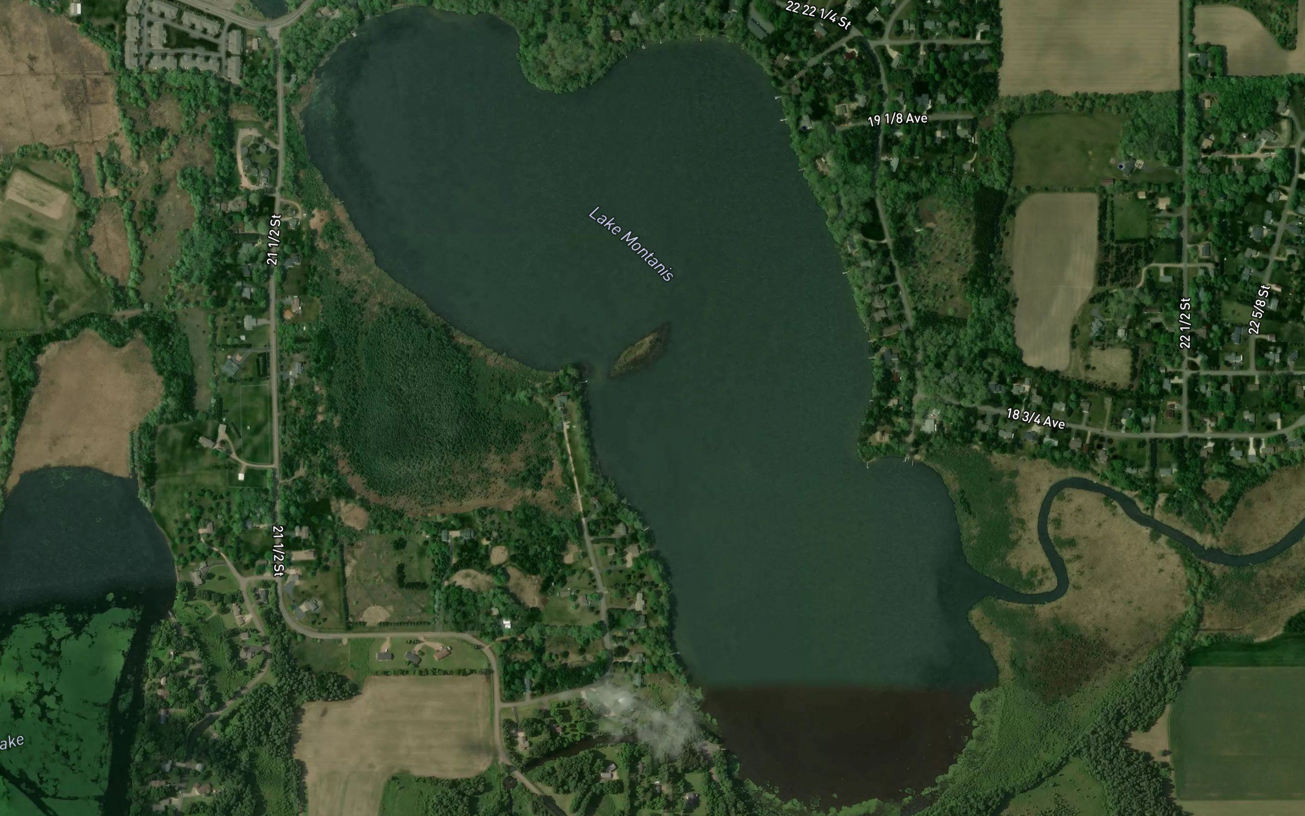 Lake Montanis