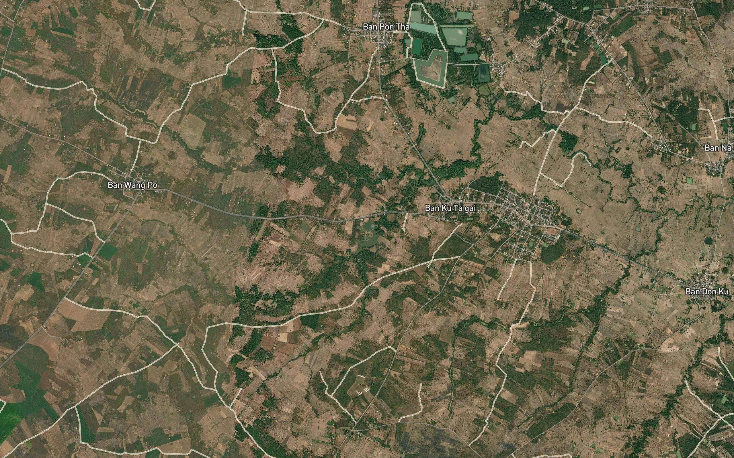 Ang Kep Nam Huai Daen Din