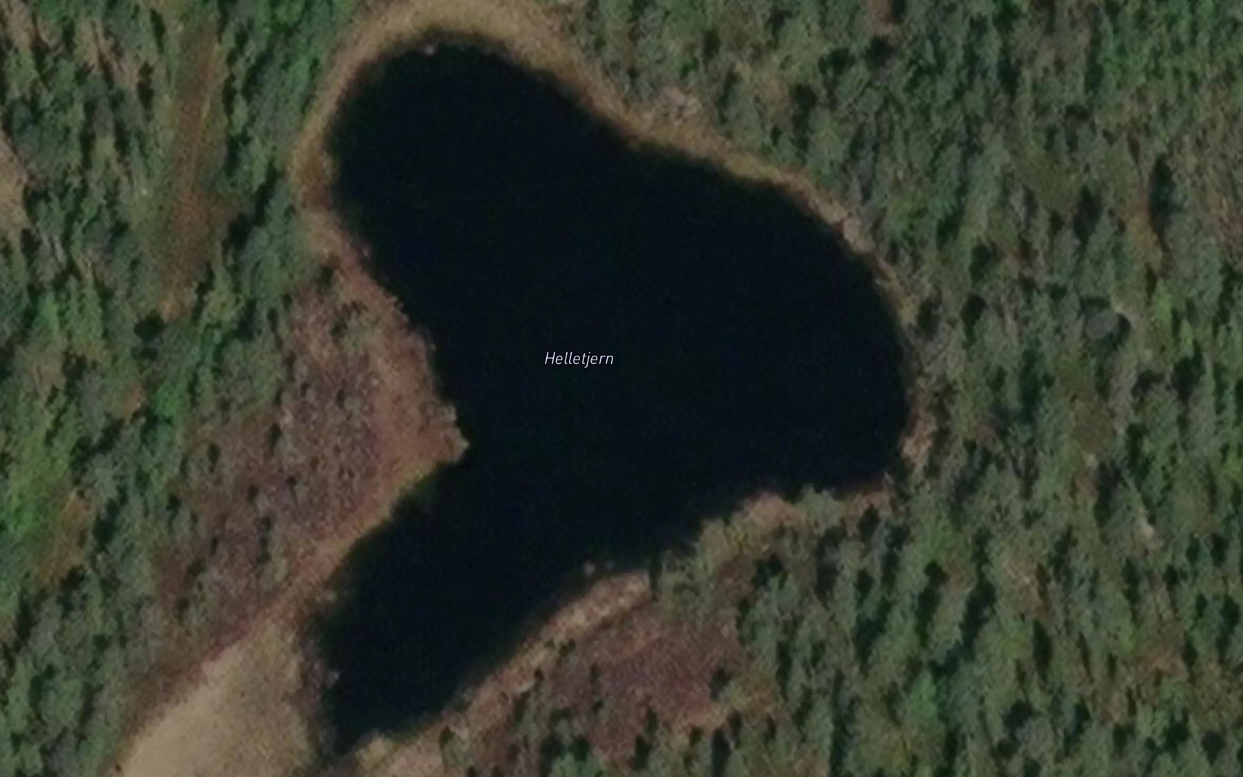 Satellite map of the Helletjern