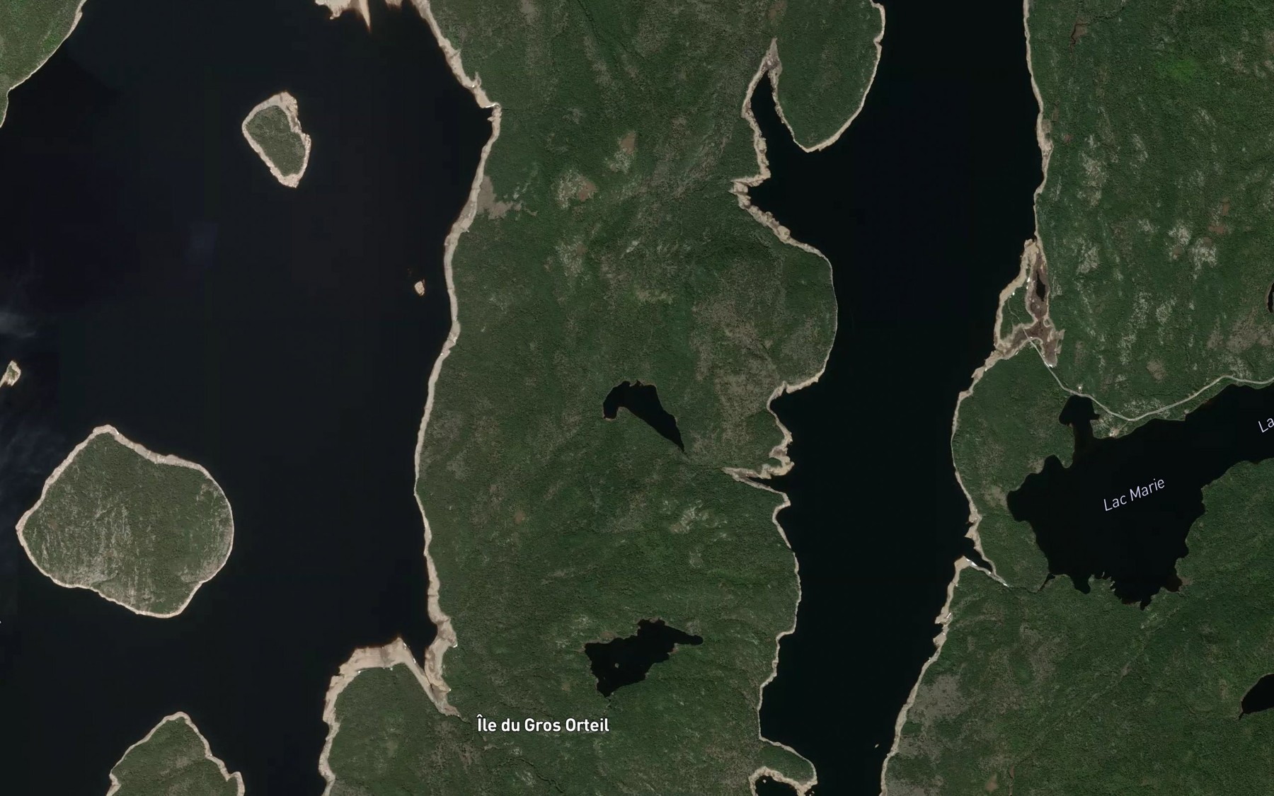 Satellite map of the Lac Pierrot