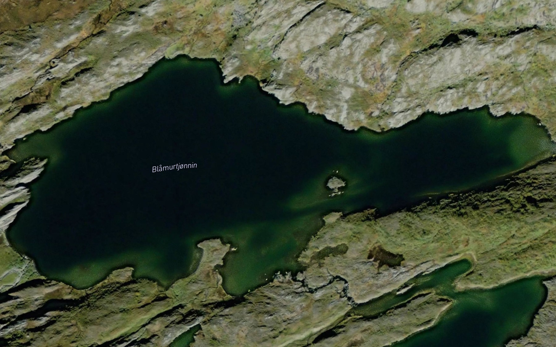 Satellite map of the Blamurtjonnin