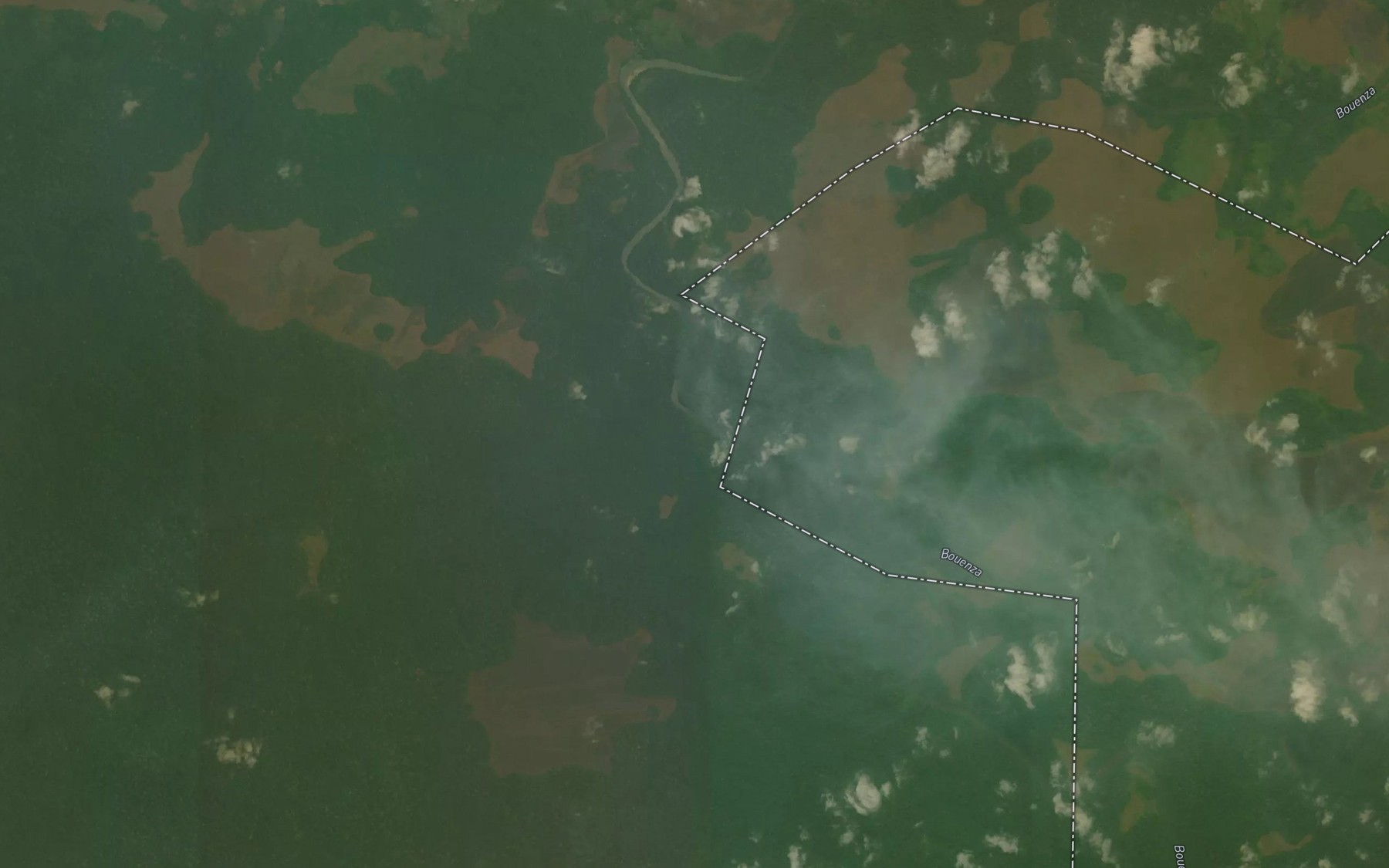 Satellite map of the Loukoulou