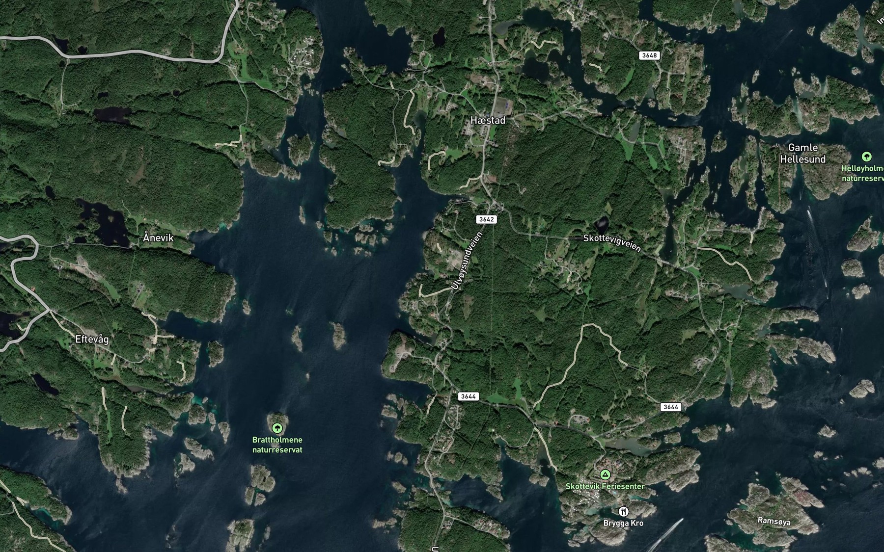 Satellite map of the Knarrvika
