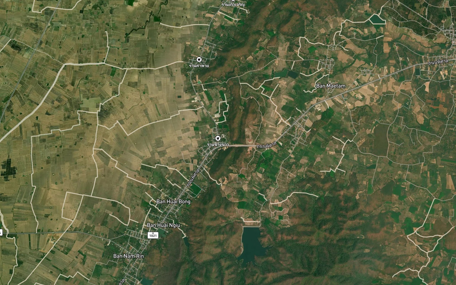 Satellite map of the Sa Huai Chom Phu