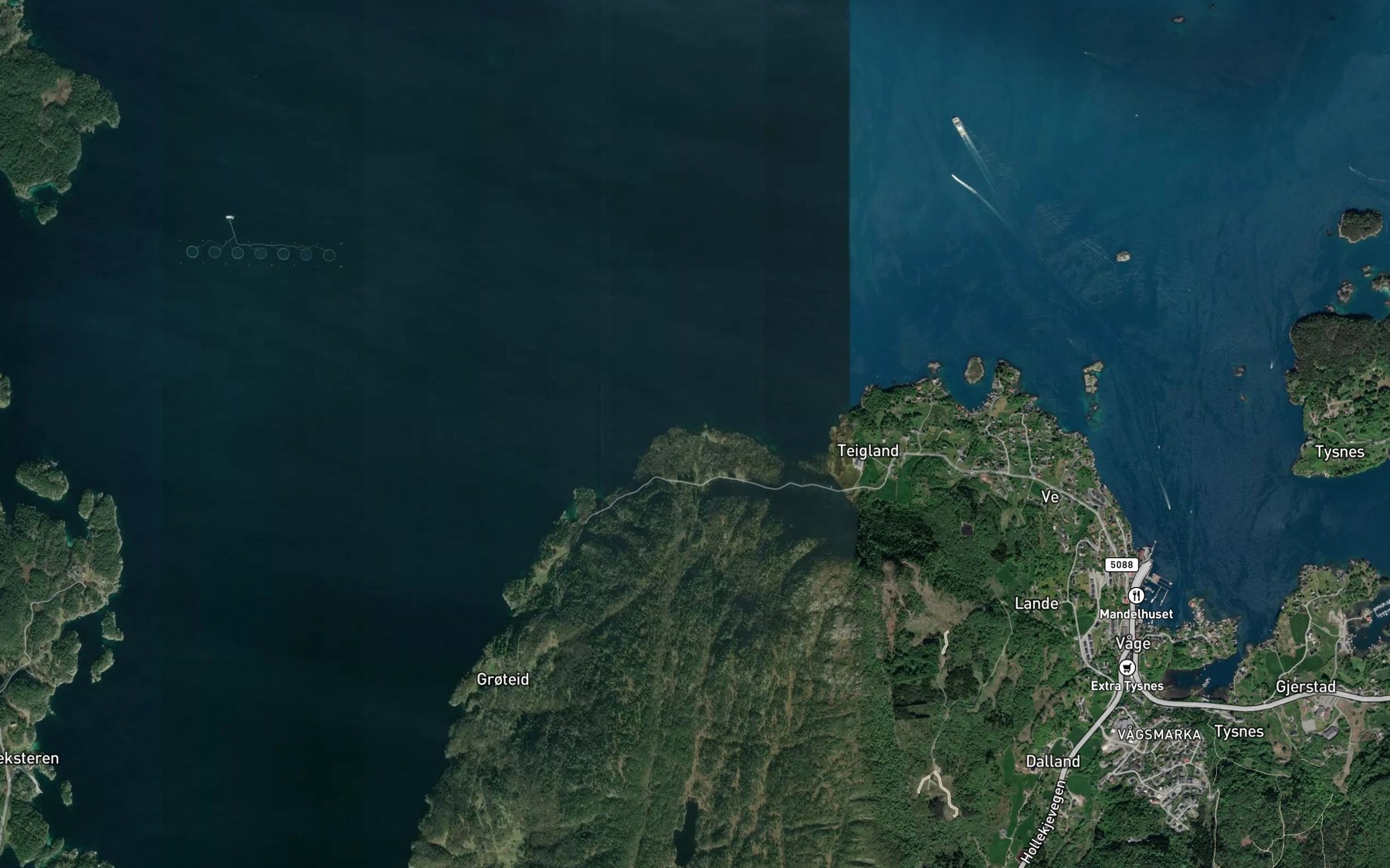Satellite map of the Slettevika