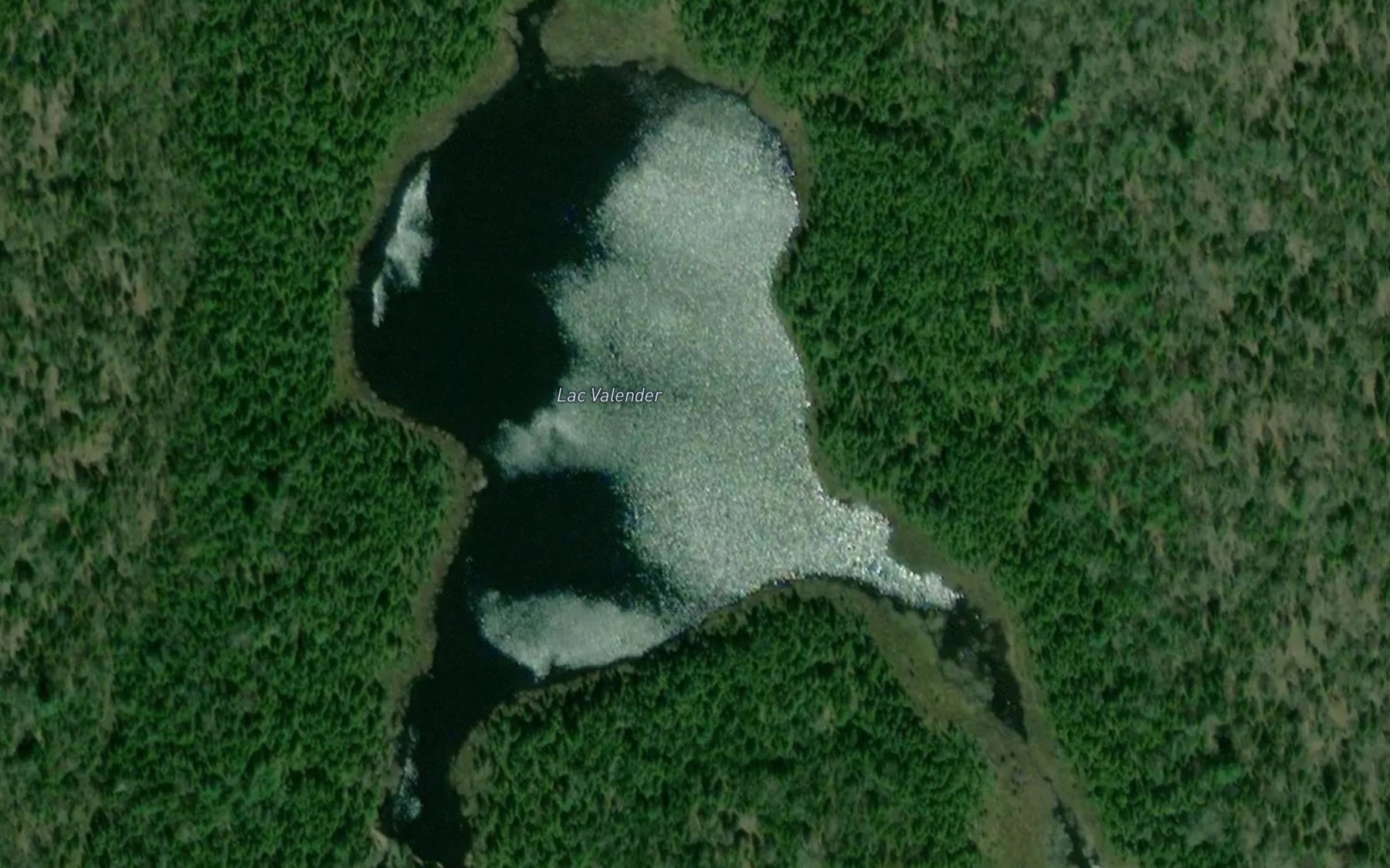 Satellite map of the Lac Valender