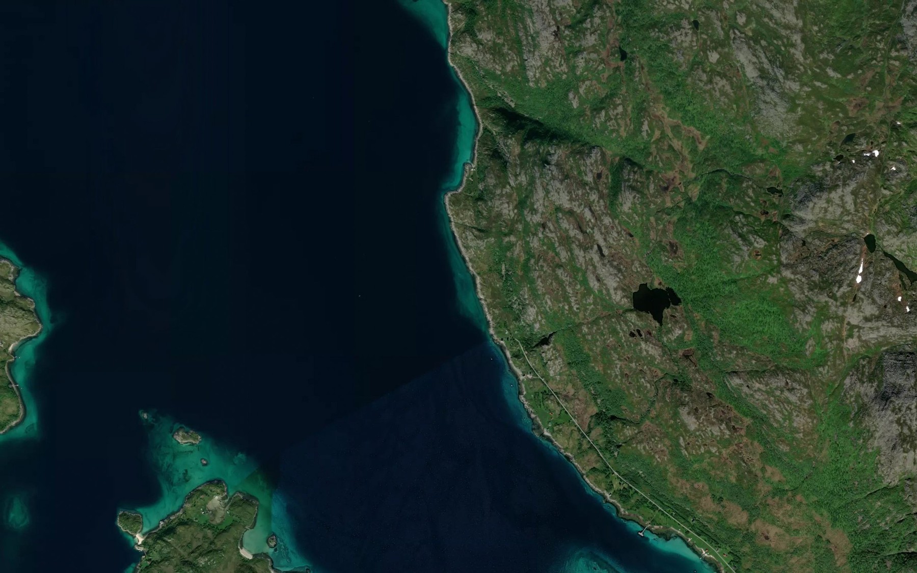 Satellite map of the Storsteinvika