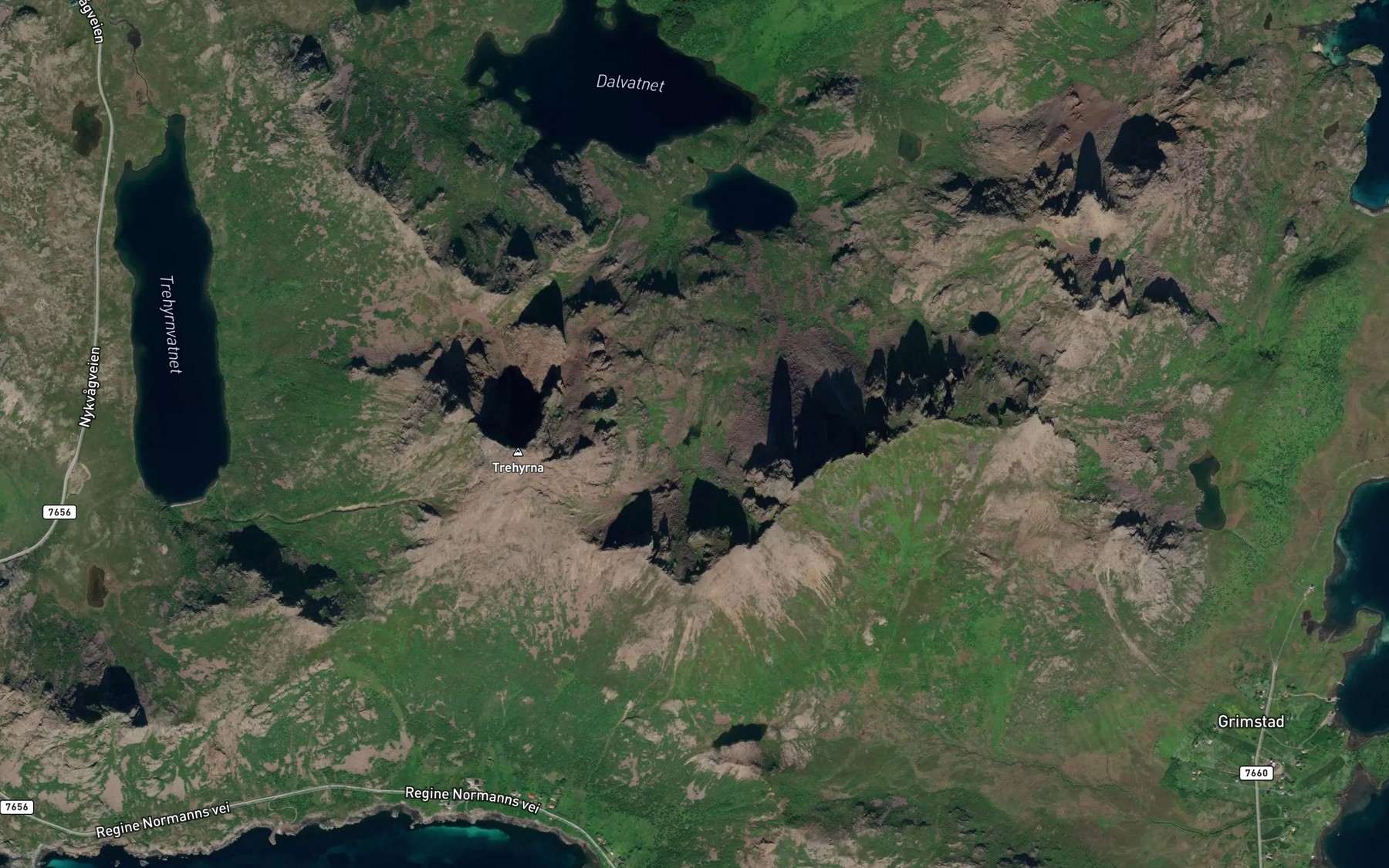 Satellite map of the Mannvatnet