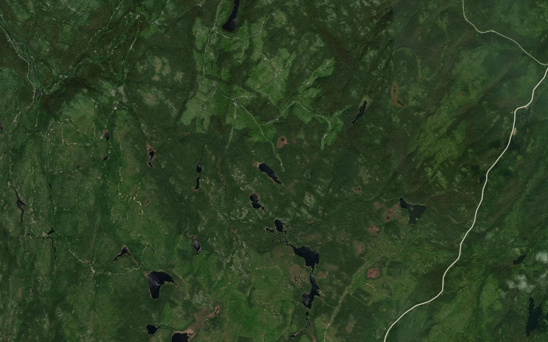 Satellite map of the Lac de la Chienne