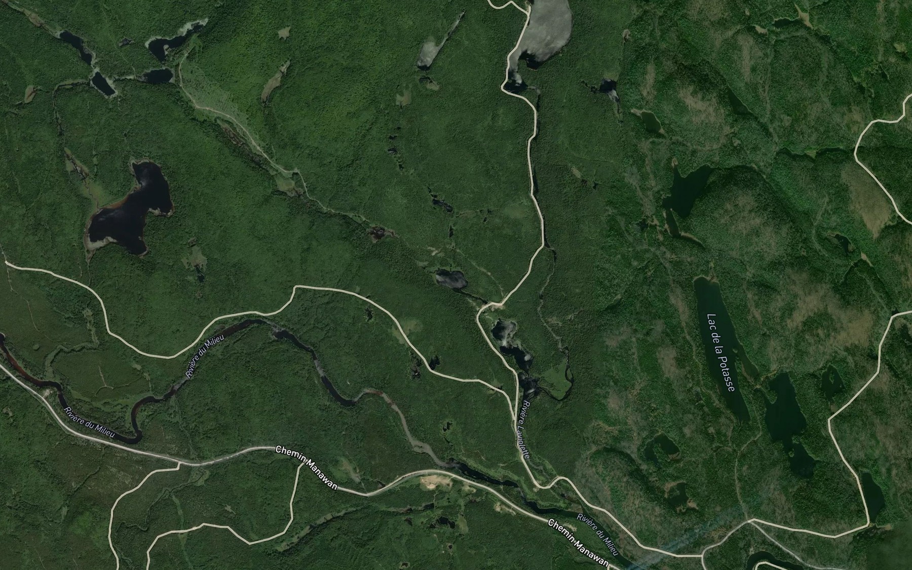 Satellite map of the Lac Dore