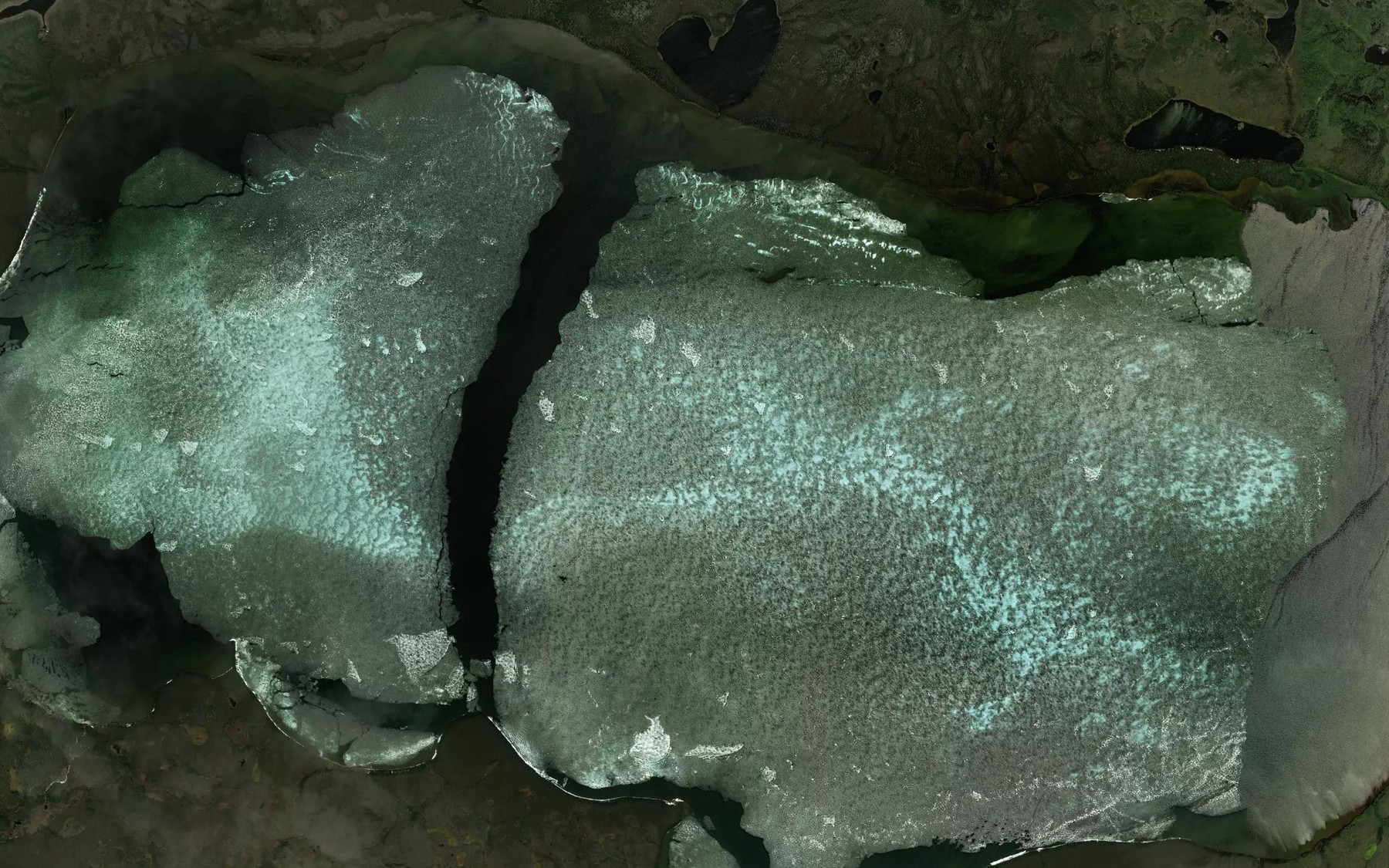 Satellite map of the Solmundsson Lake
