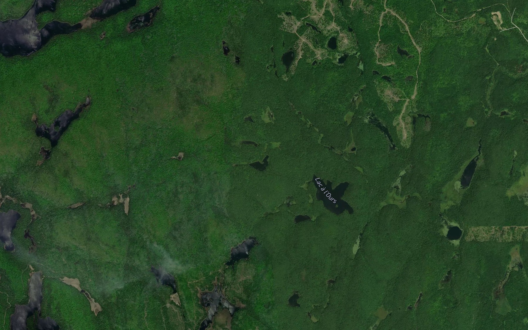 Satellite map of the Lac du Suisse
