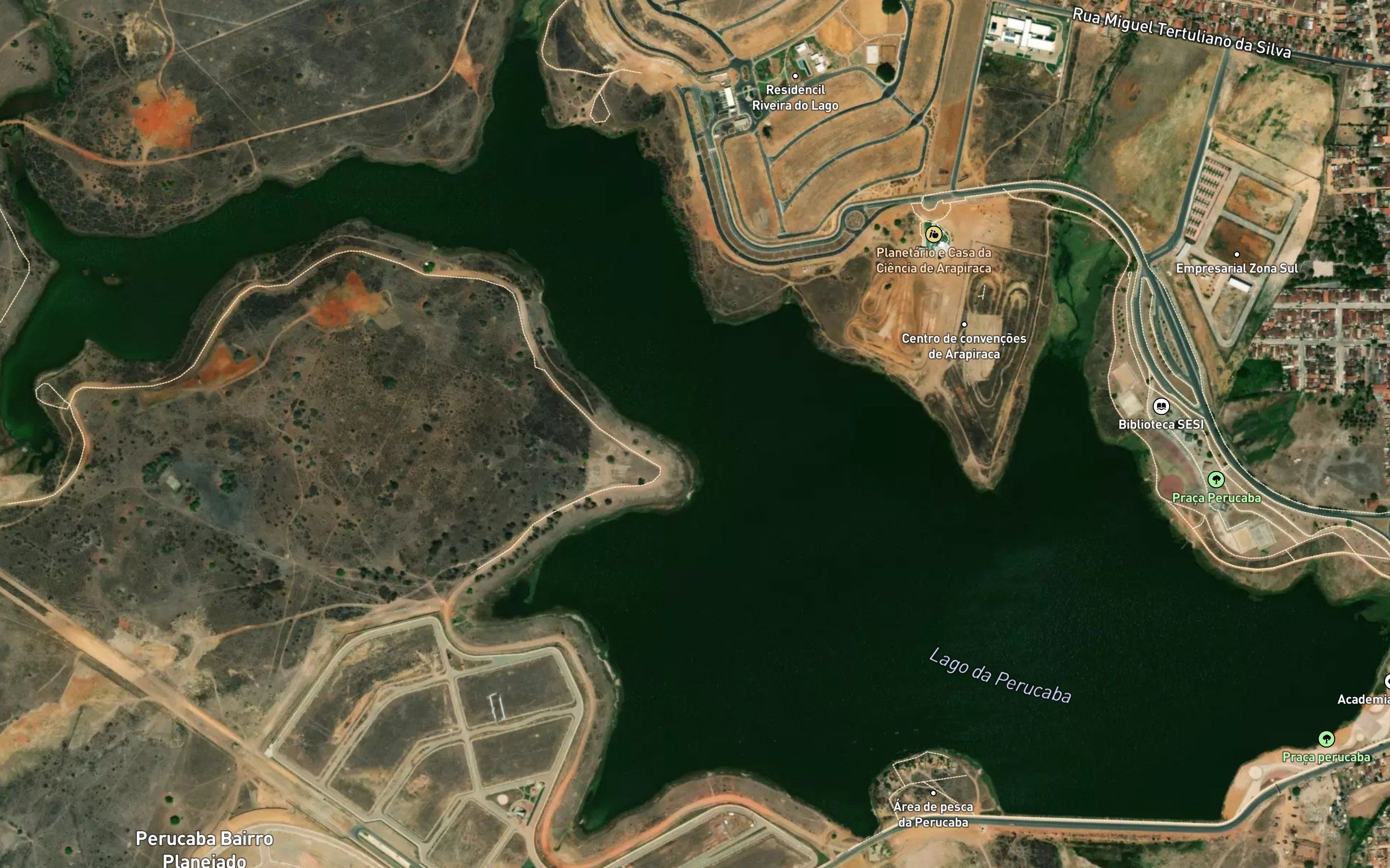 Lago da Perucaba