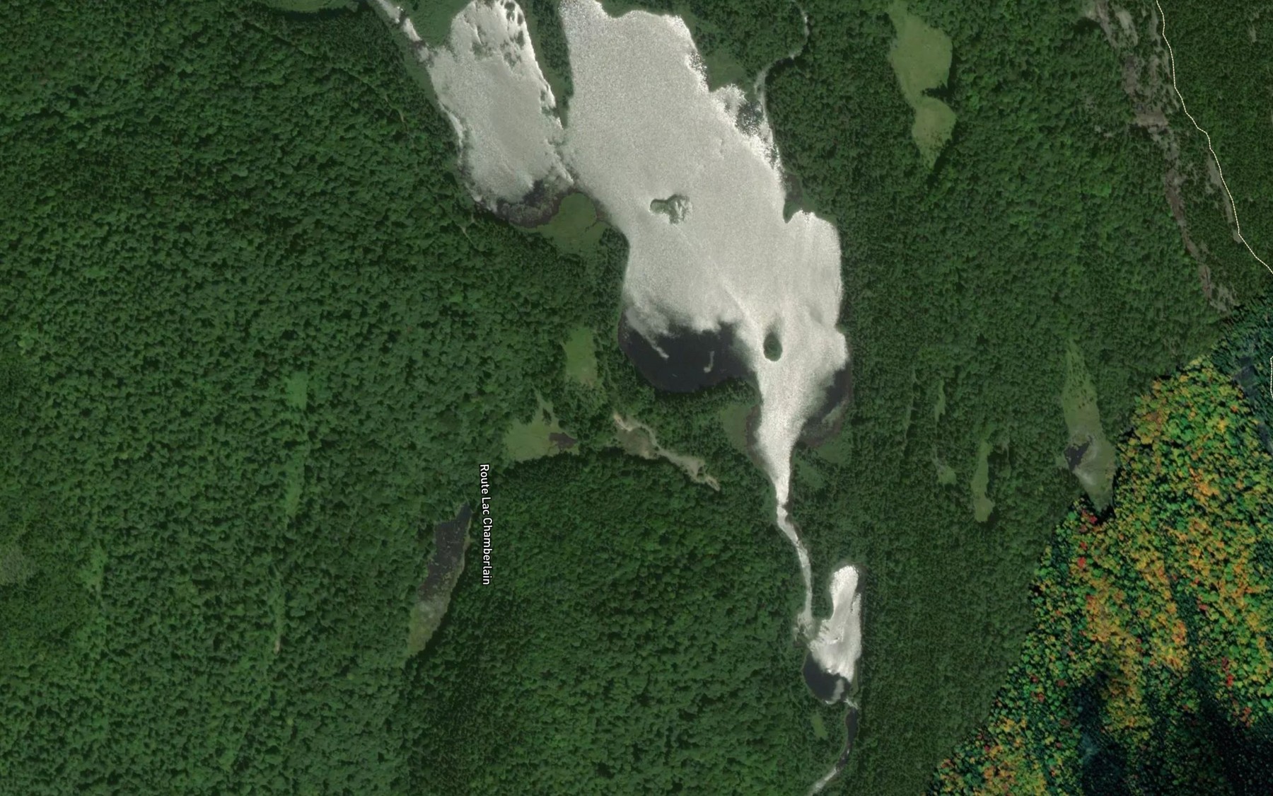 Satellite map of the Lac Chamberlain