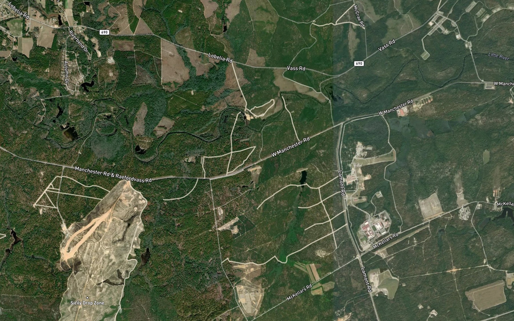 Satellite map of the Kiest Lake
