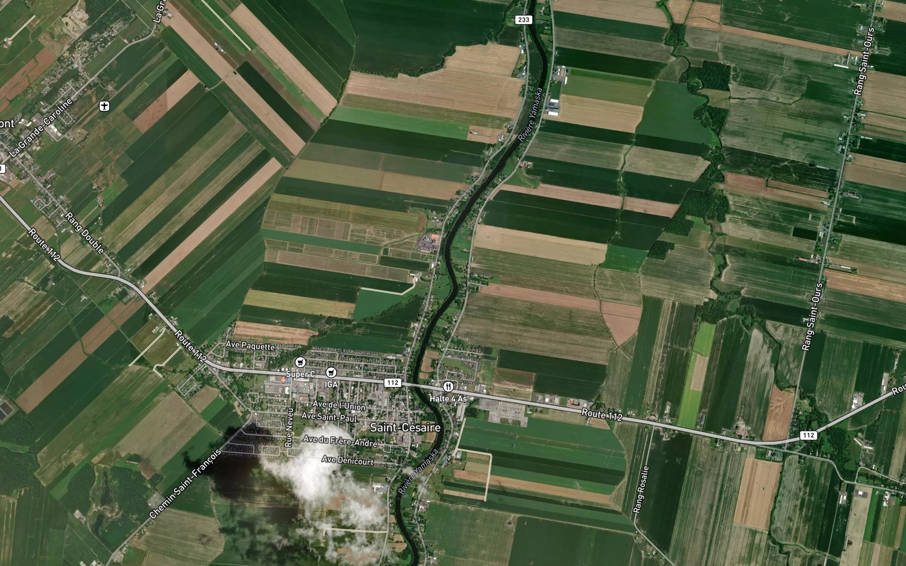 Satellite map of the Deversant du Lac