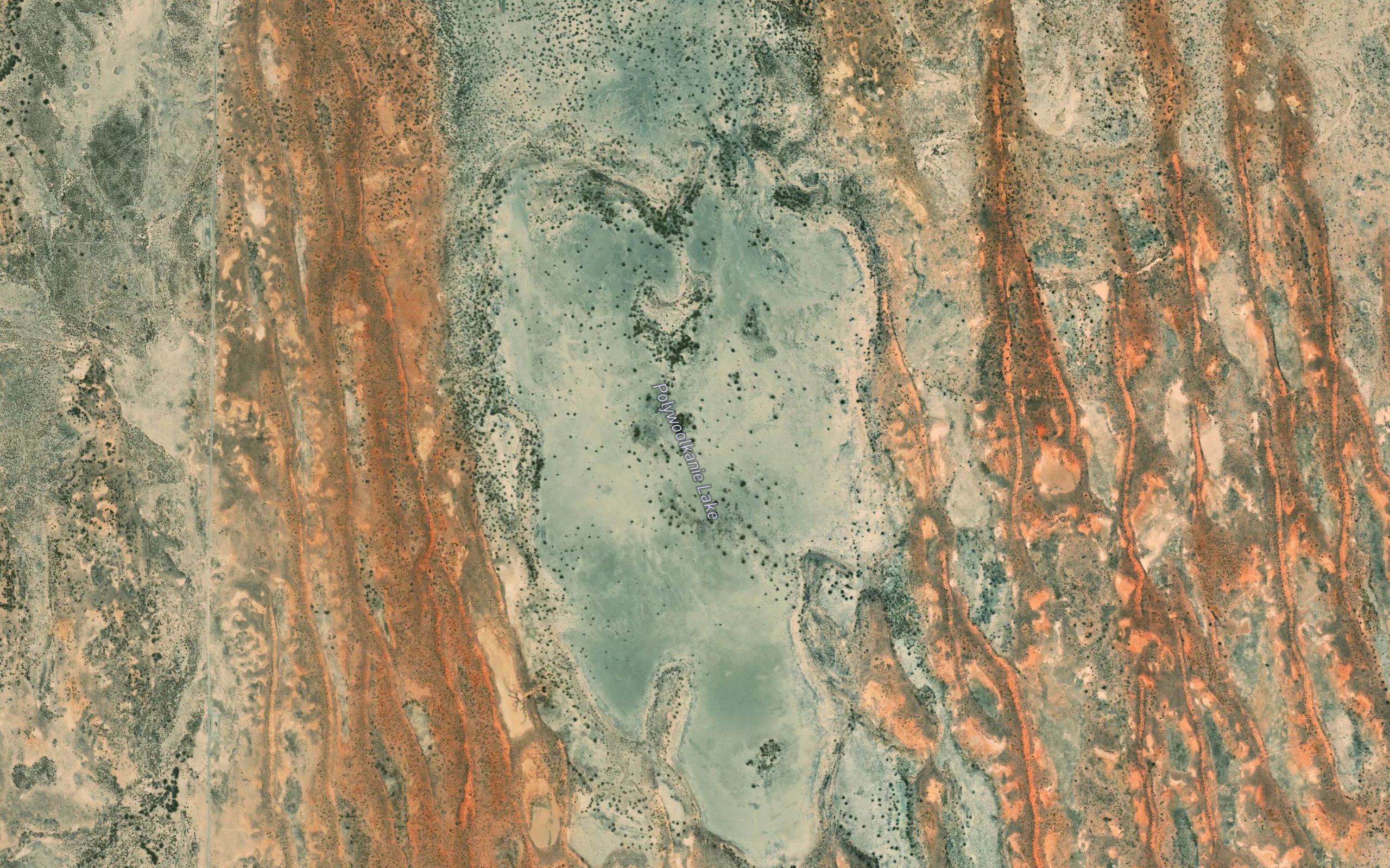 Polywoolkanie Lake