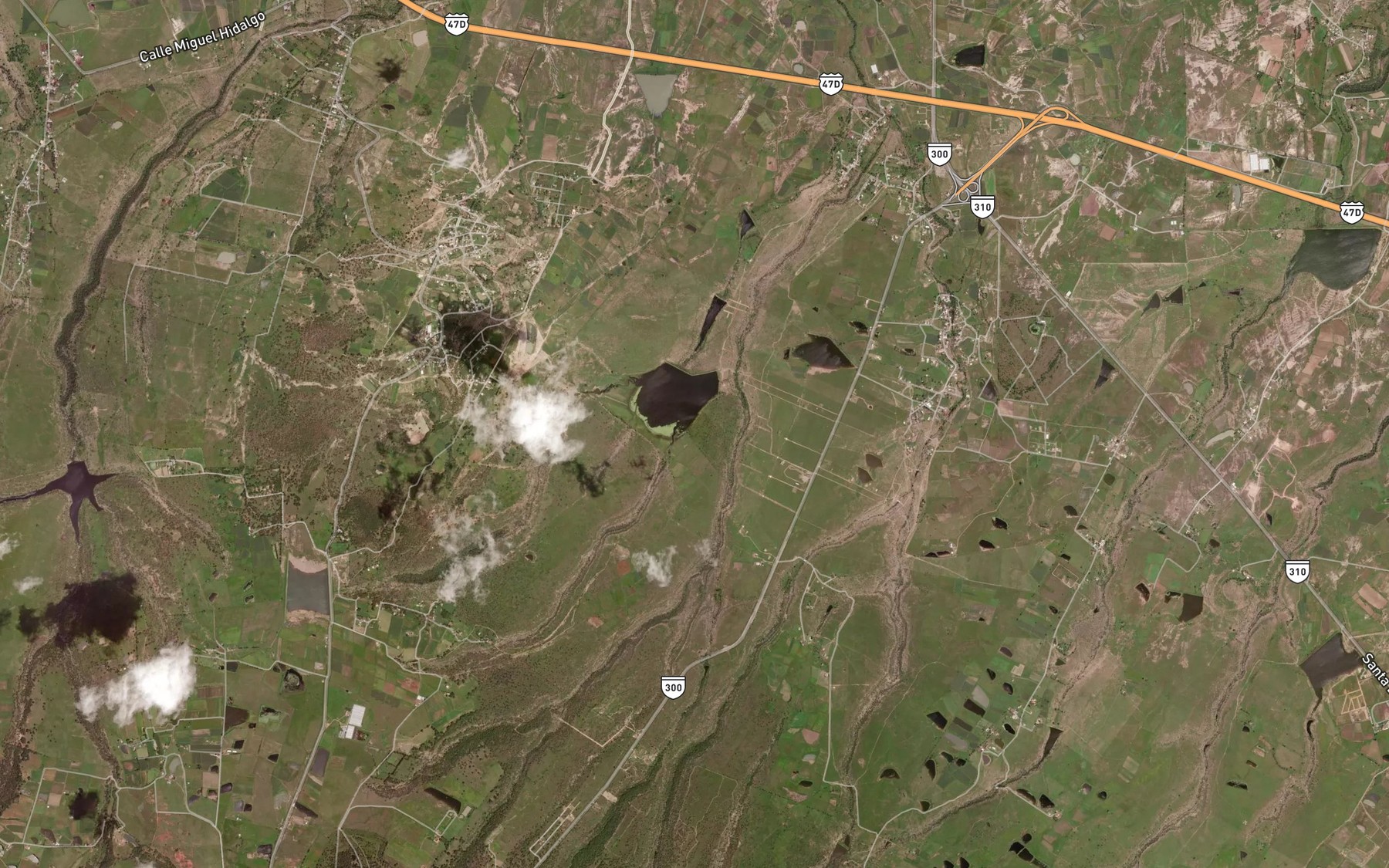 Satellite map of the Poza La Joya