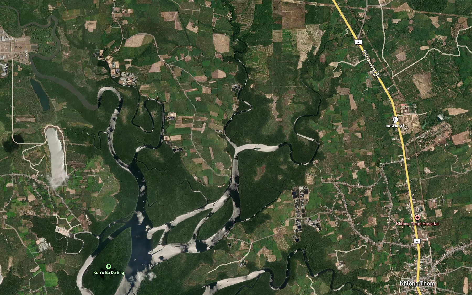 Satellite map of the Khlong Bang Phueng