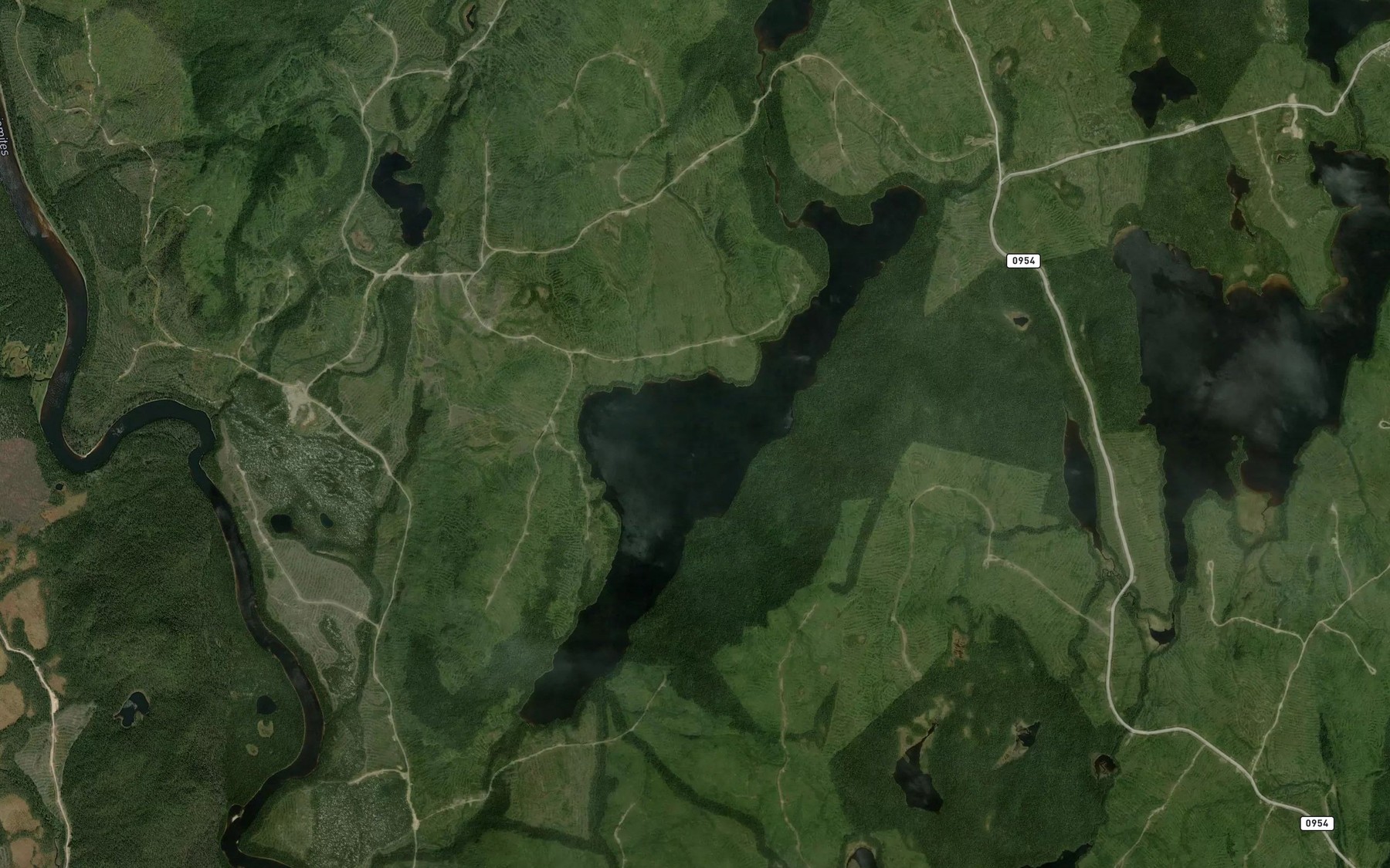 Satellite map of the Lac la Pinte