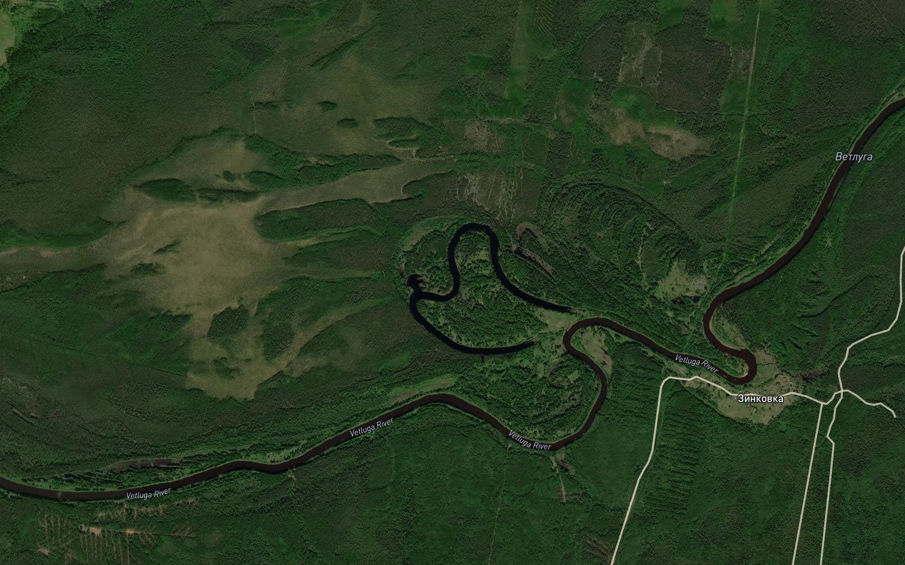 Satellite map of the Ozero Chernaya Kur'ya