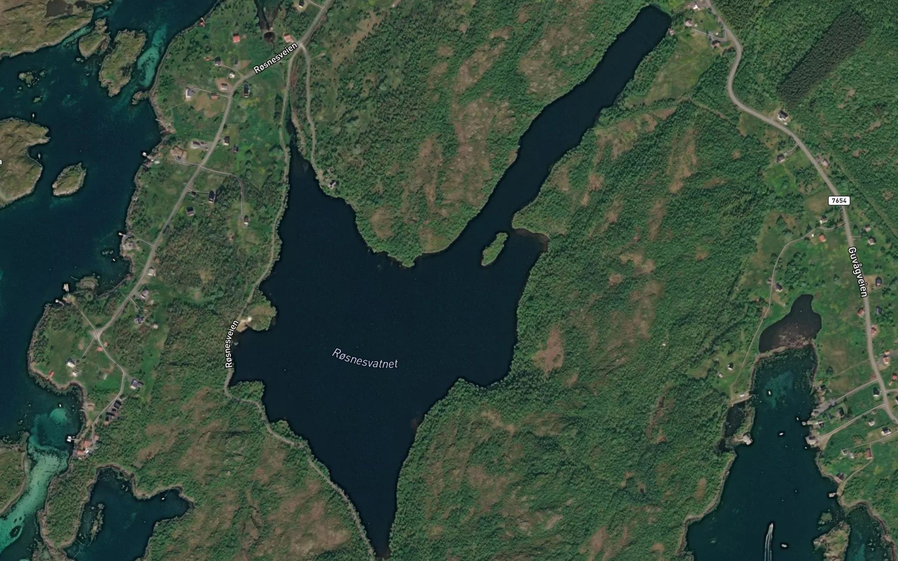 Satellite map of the Rosnesvatnet
