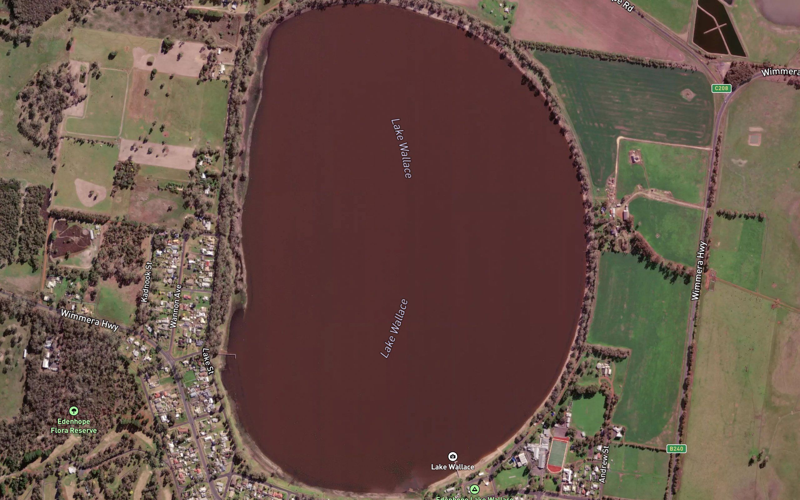 Lake Wallace