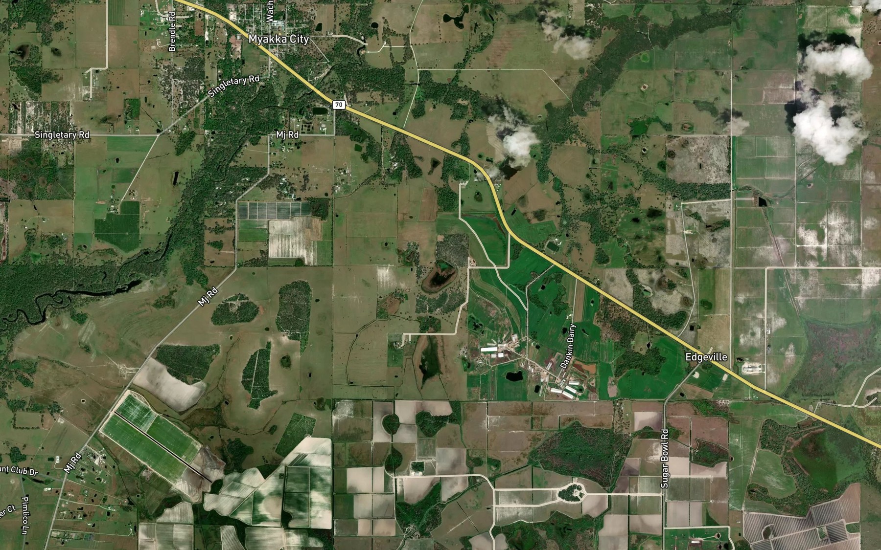 Satellite map of the Mobley Pond