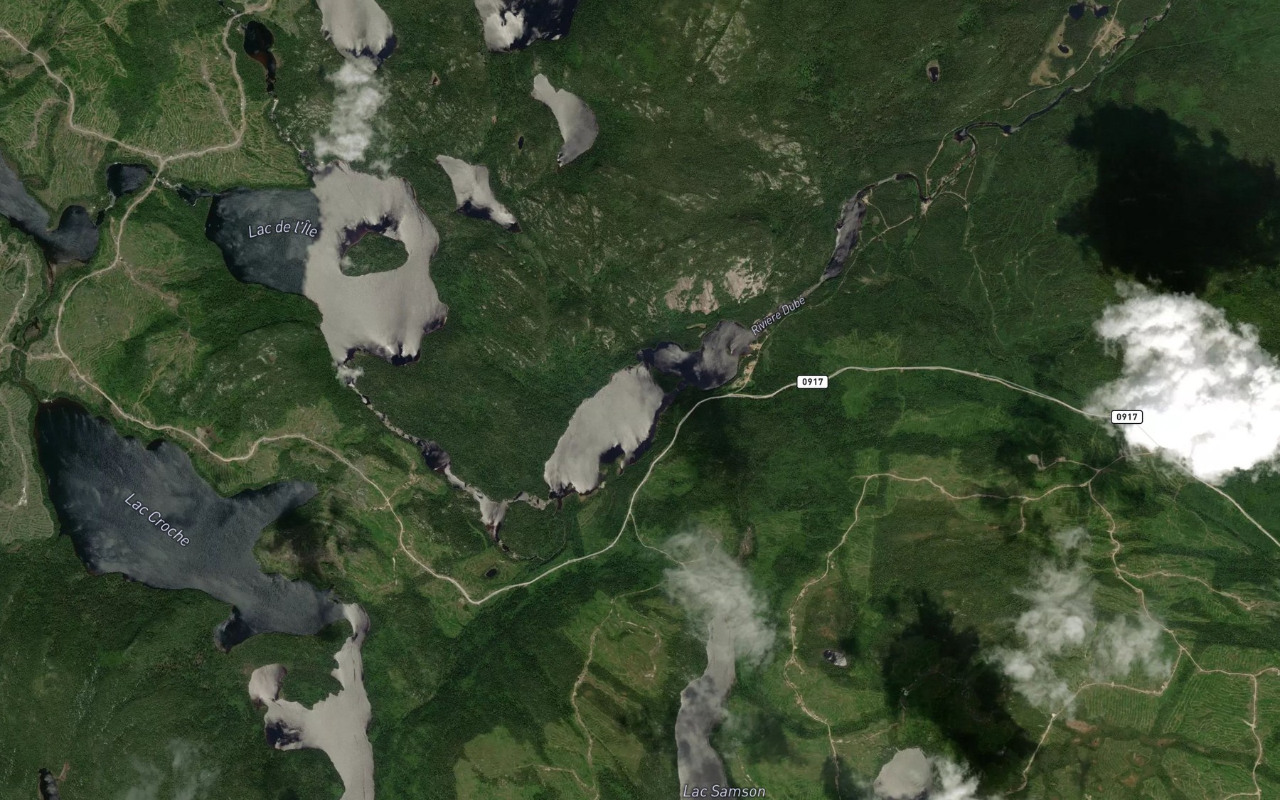 Satellite map of the Lac Desaulniers