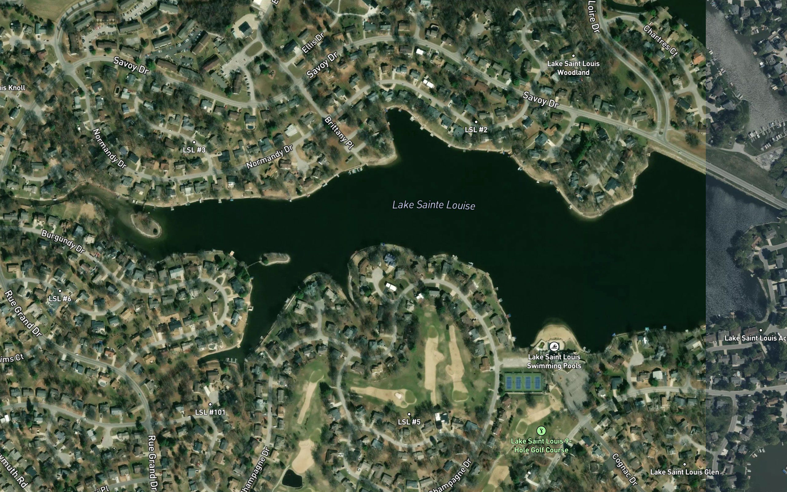 Lake Sainte Louise