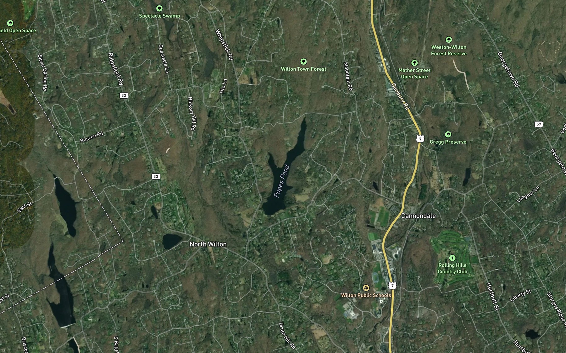 Satellite map of the Streets Pond