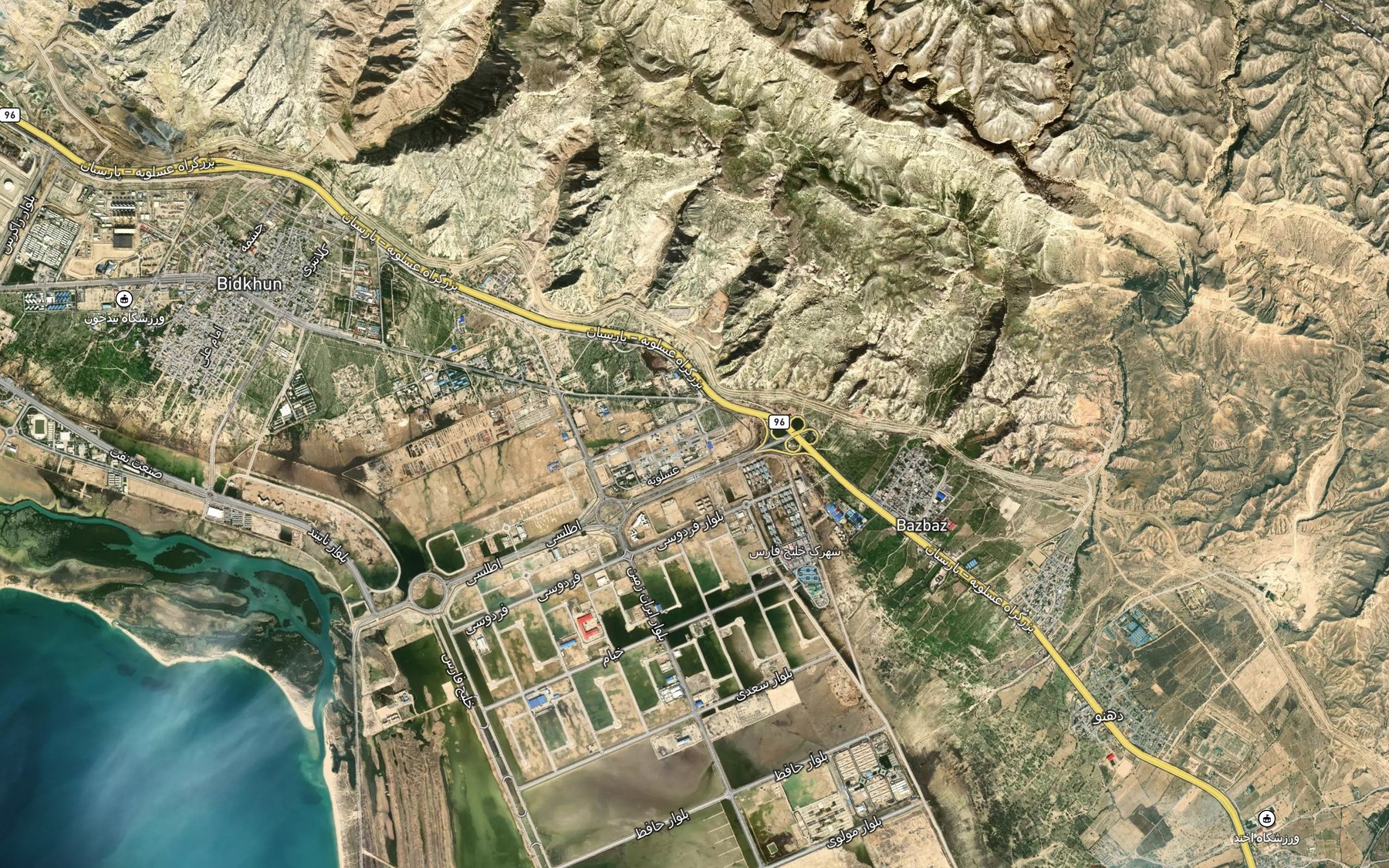 Satellite map of the Cheshmeh-ye Abgarm
