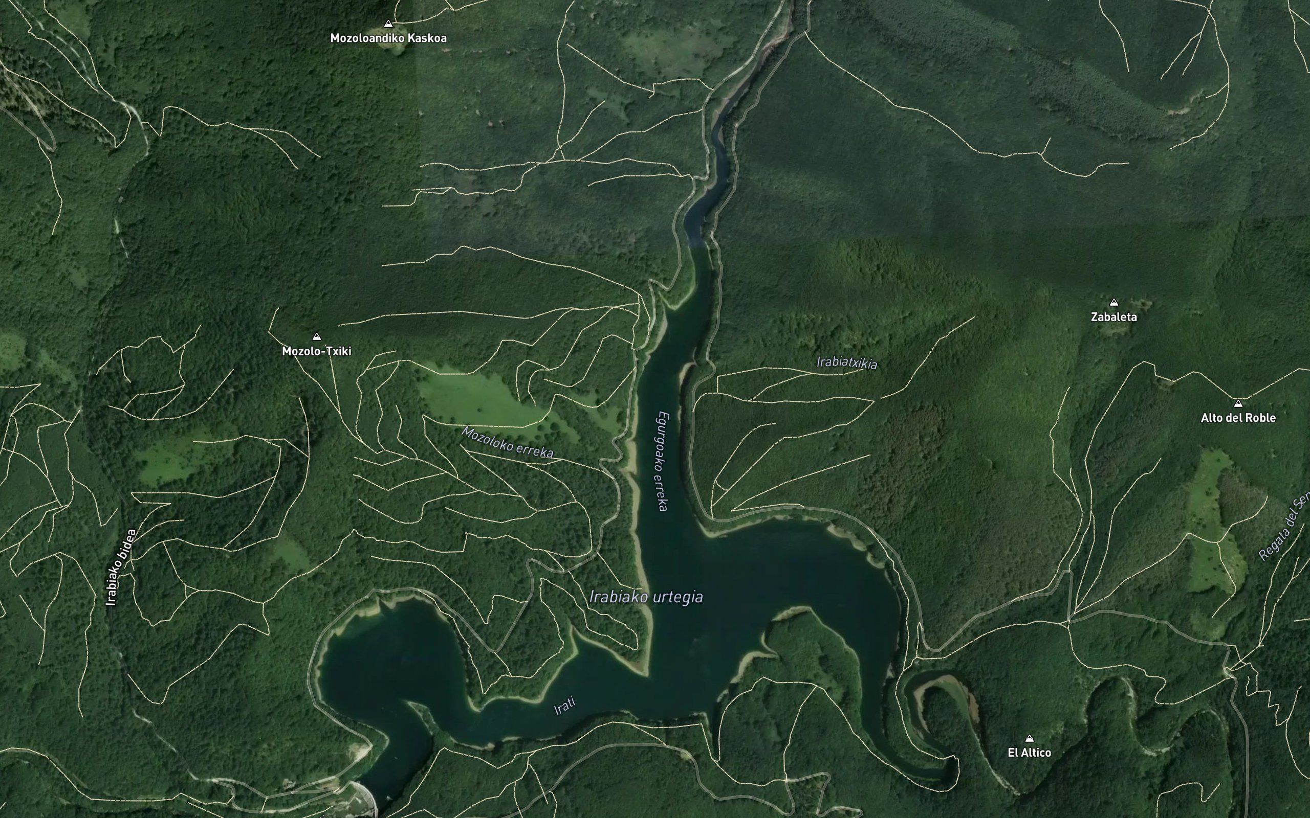 Pantano de Irabia