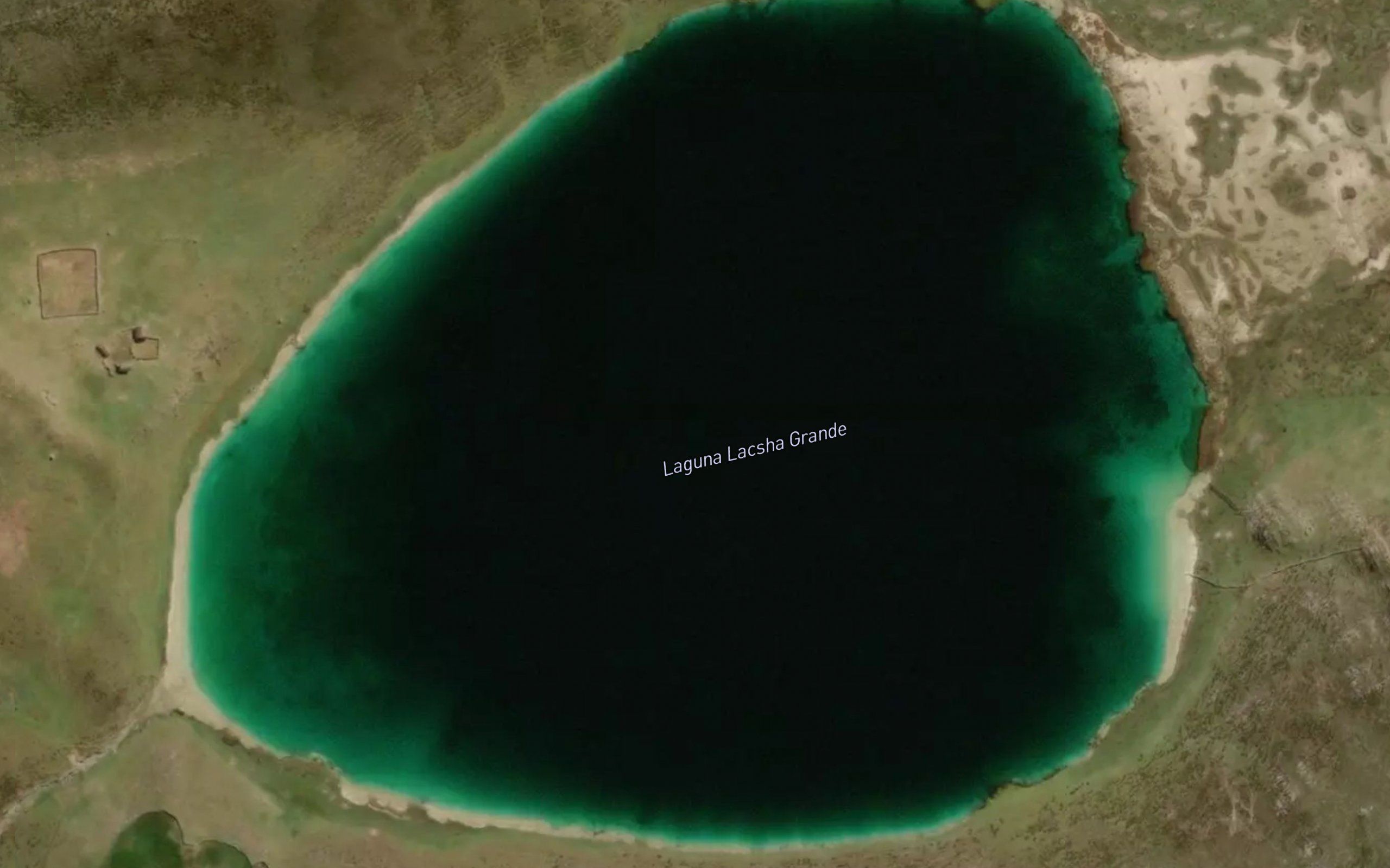 Laguna Lacsha Grande